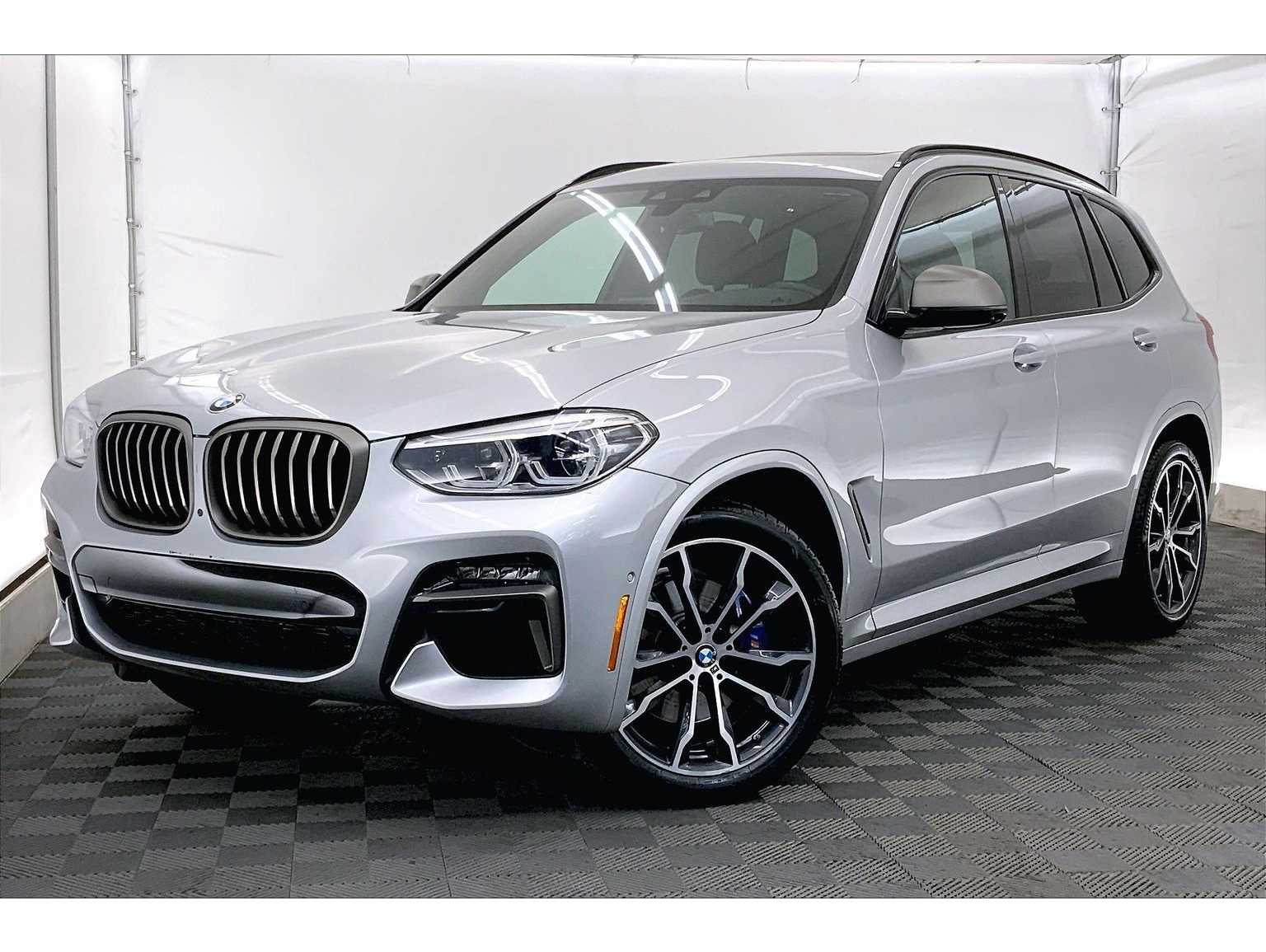 2021 BMW X3 40i's photo