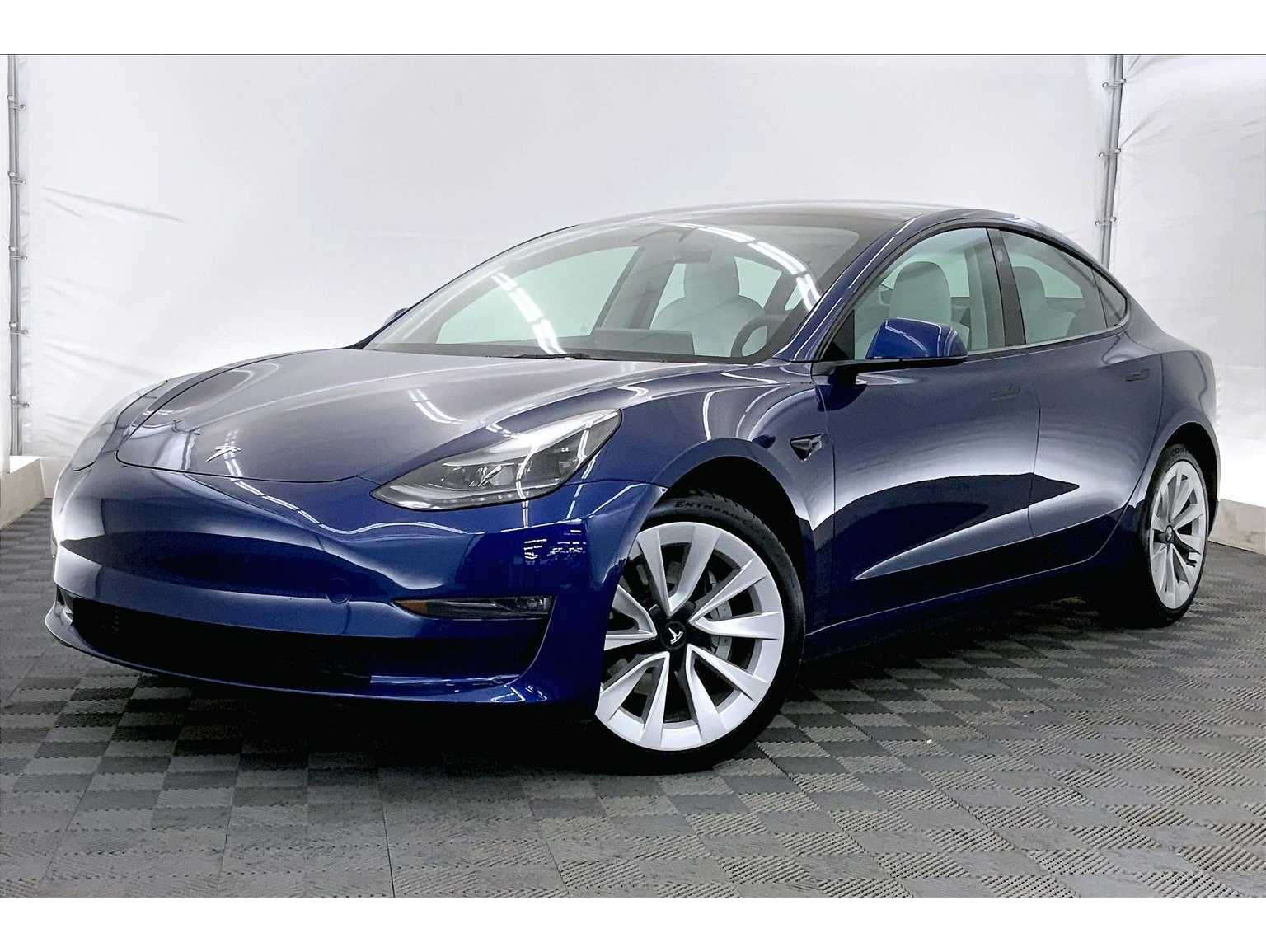 2022 Tesla Model 3 Long Range's photo