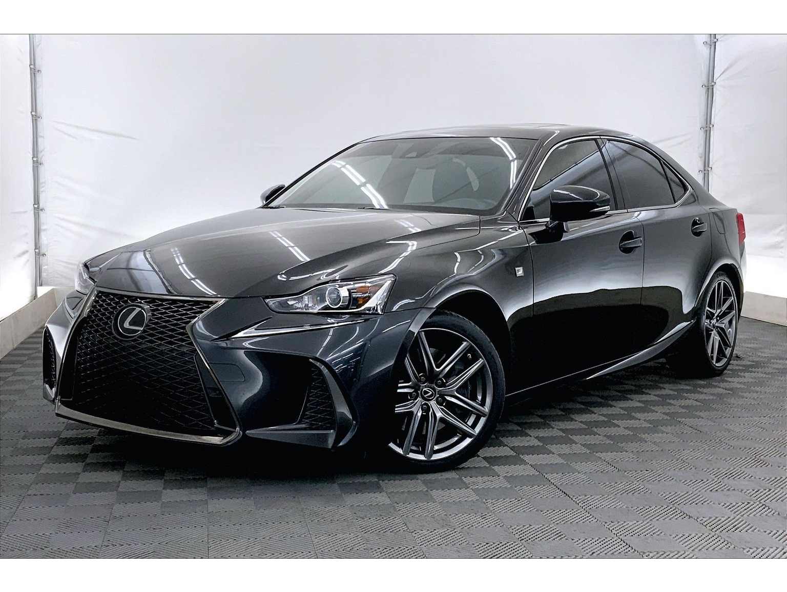 2020 Lexus IS 300 F SPORT's photo