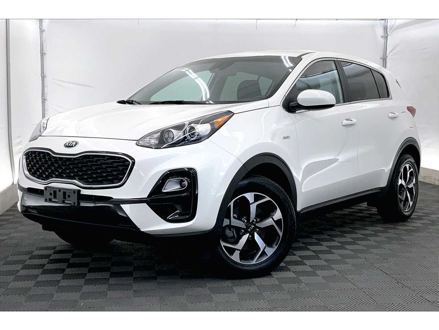 2022 Kia Sportage LX's photo