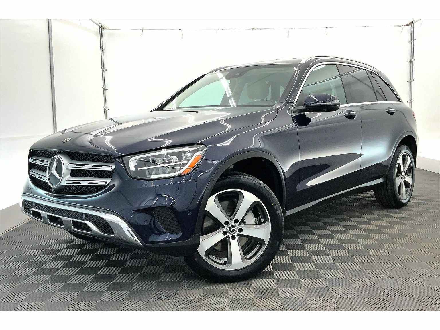 2022 Mercedes-Benz GLC