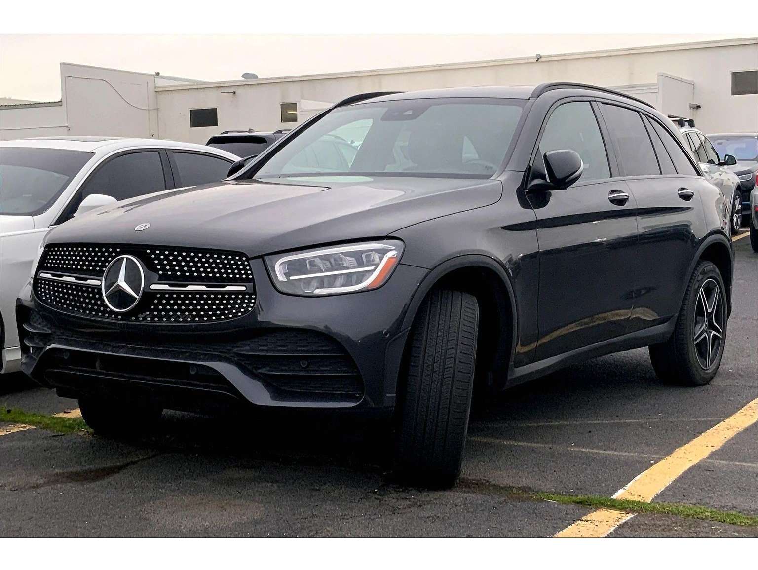 2022 Mercedes-Benz GLC GLC300's photo