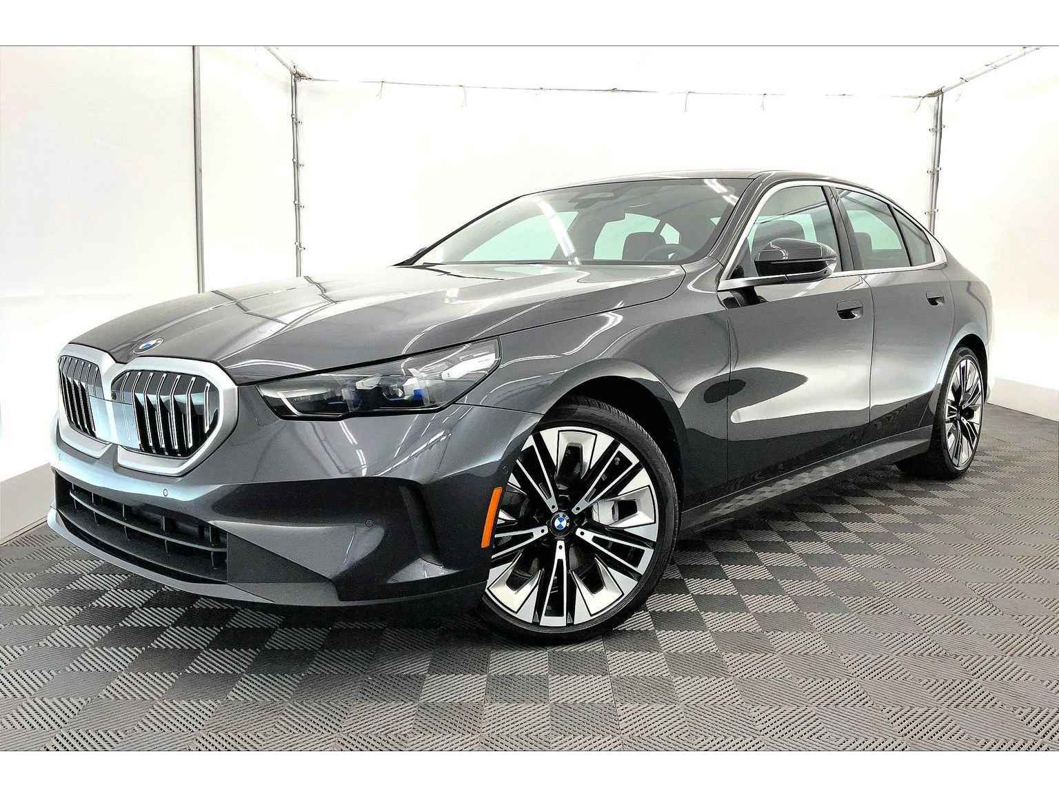 2026 BMW 5 Series 540i