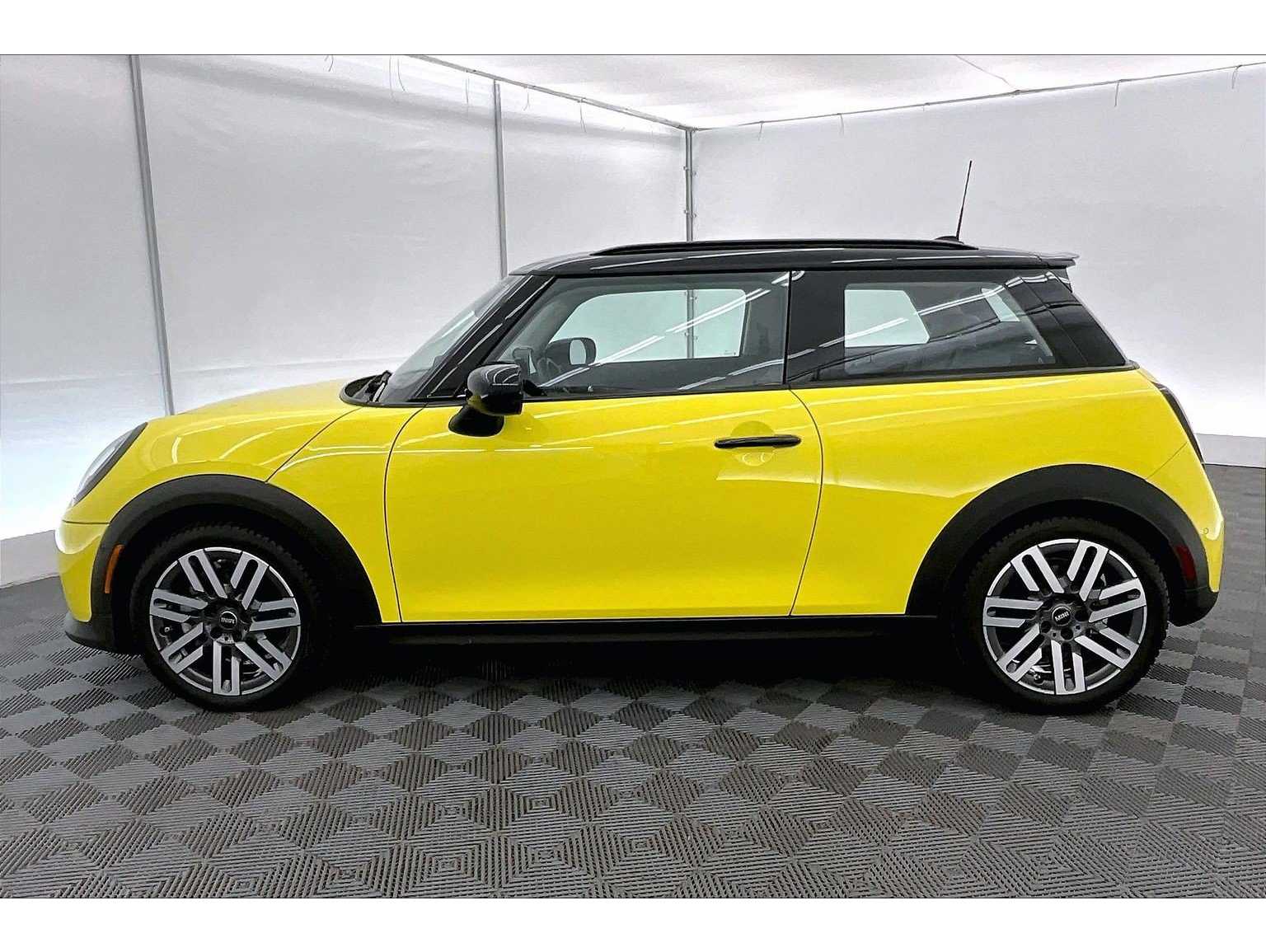 2026 MINI Hardtop 2 Door