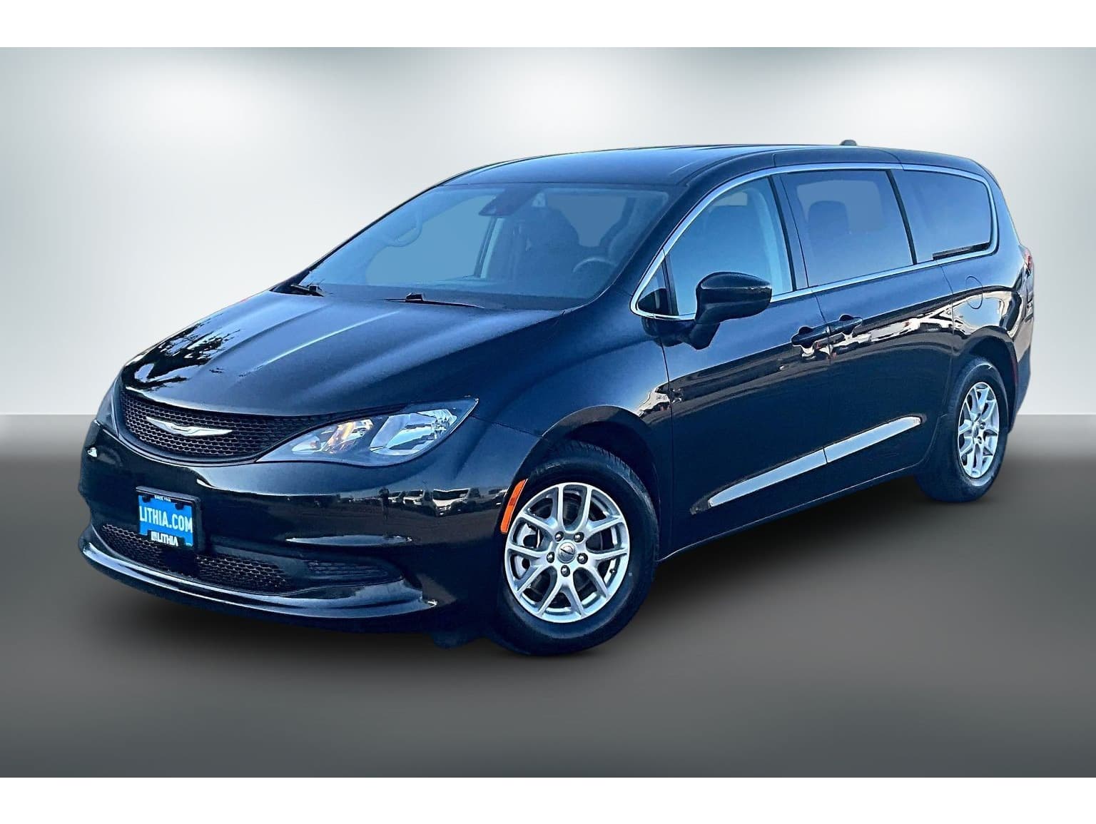 2023 Chrysler Voyager