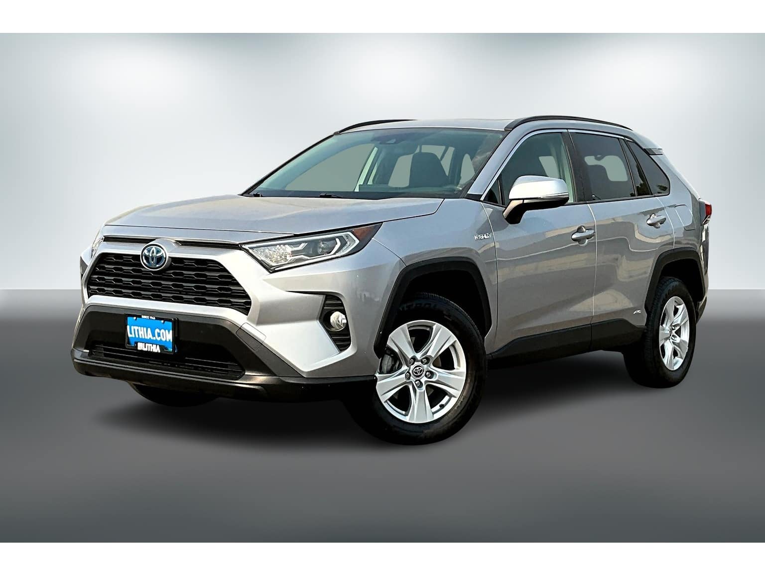2020 Toyota RAV4 Hybrid XLE