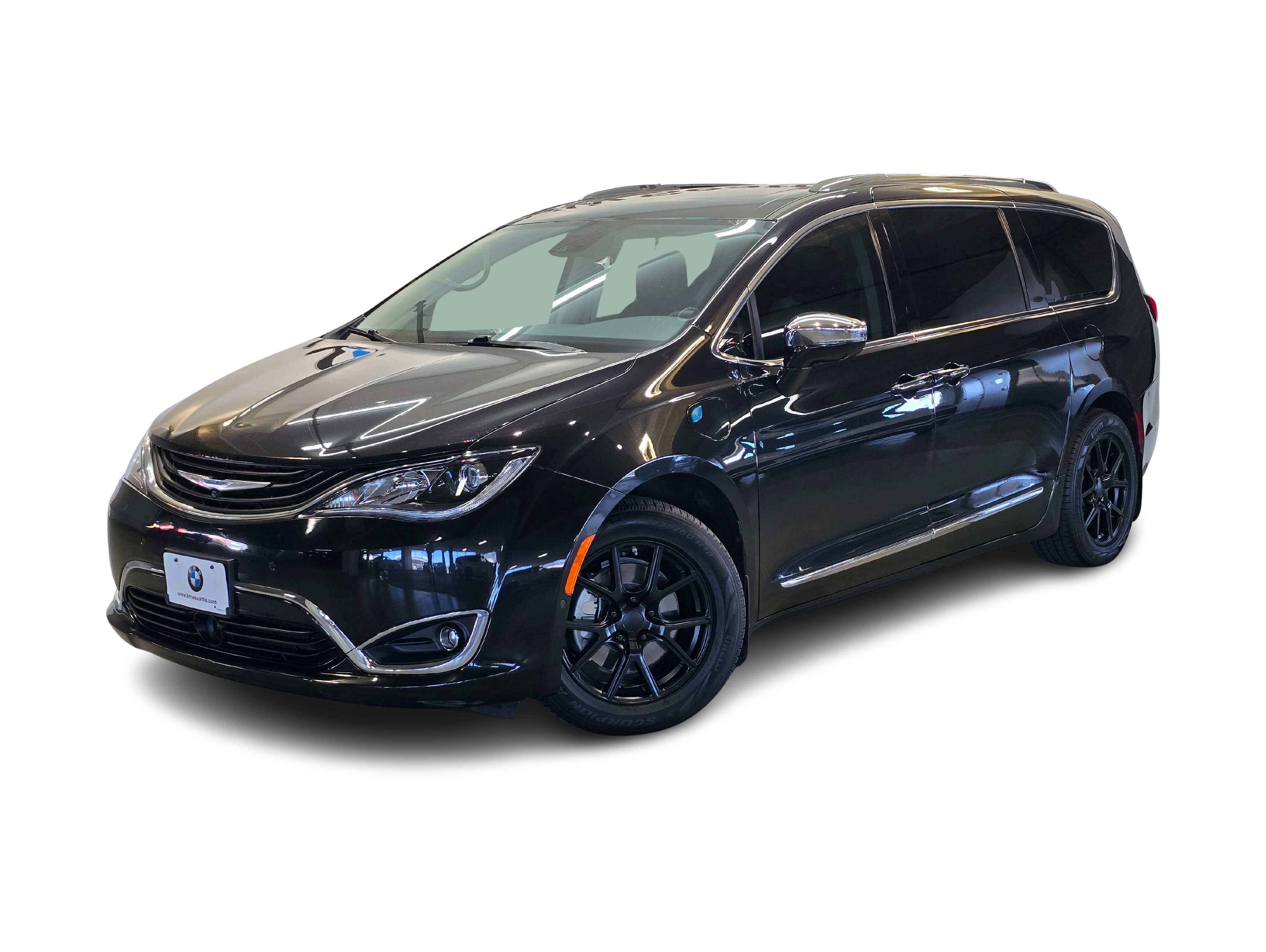Thumbnail: 2018 Chrysler Pacifica - 1