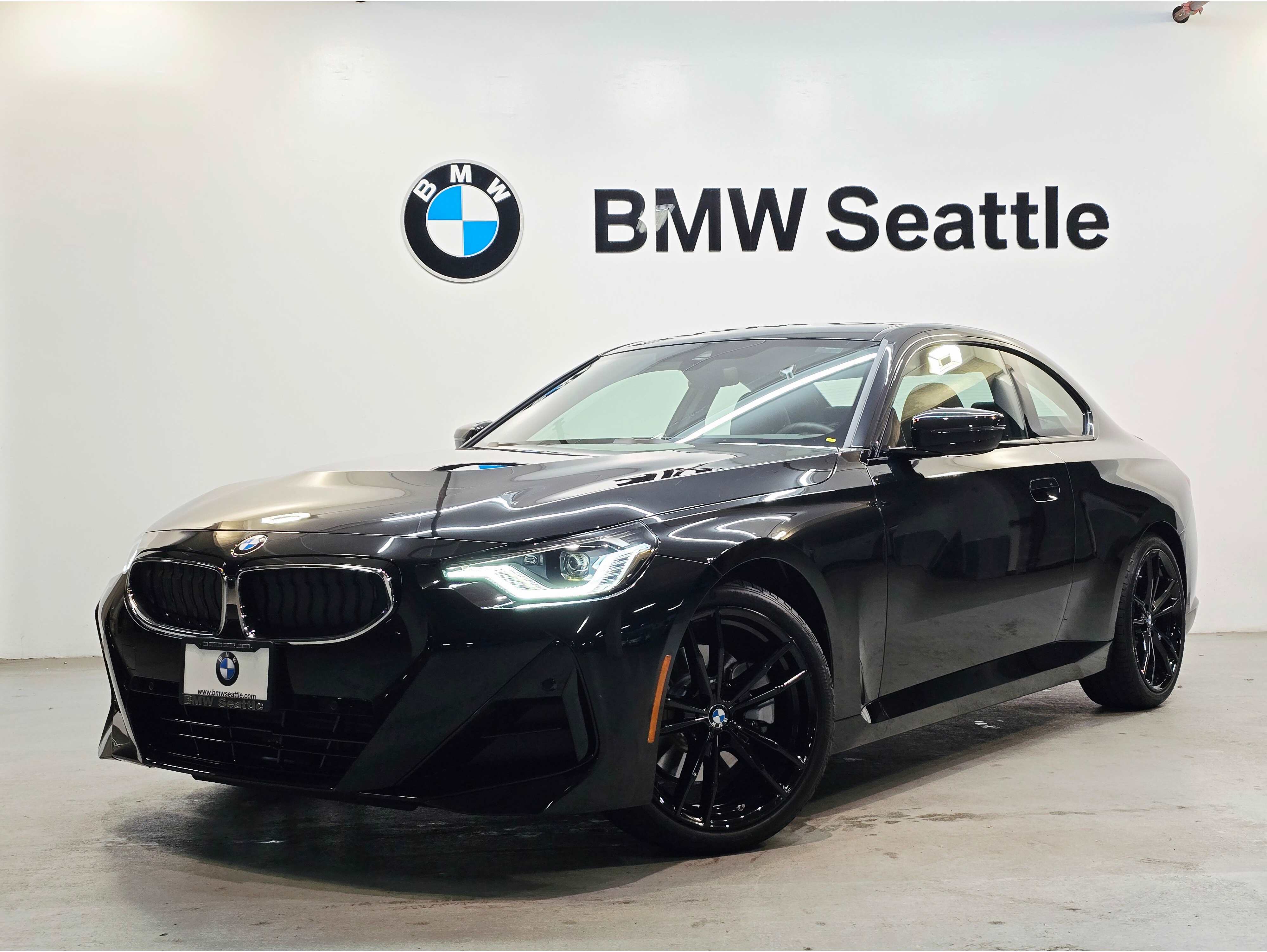 2023 BMW 2 Series 230i's photo