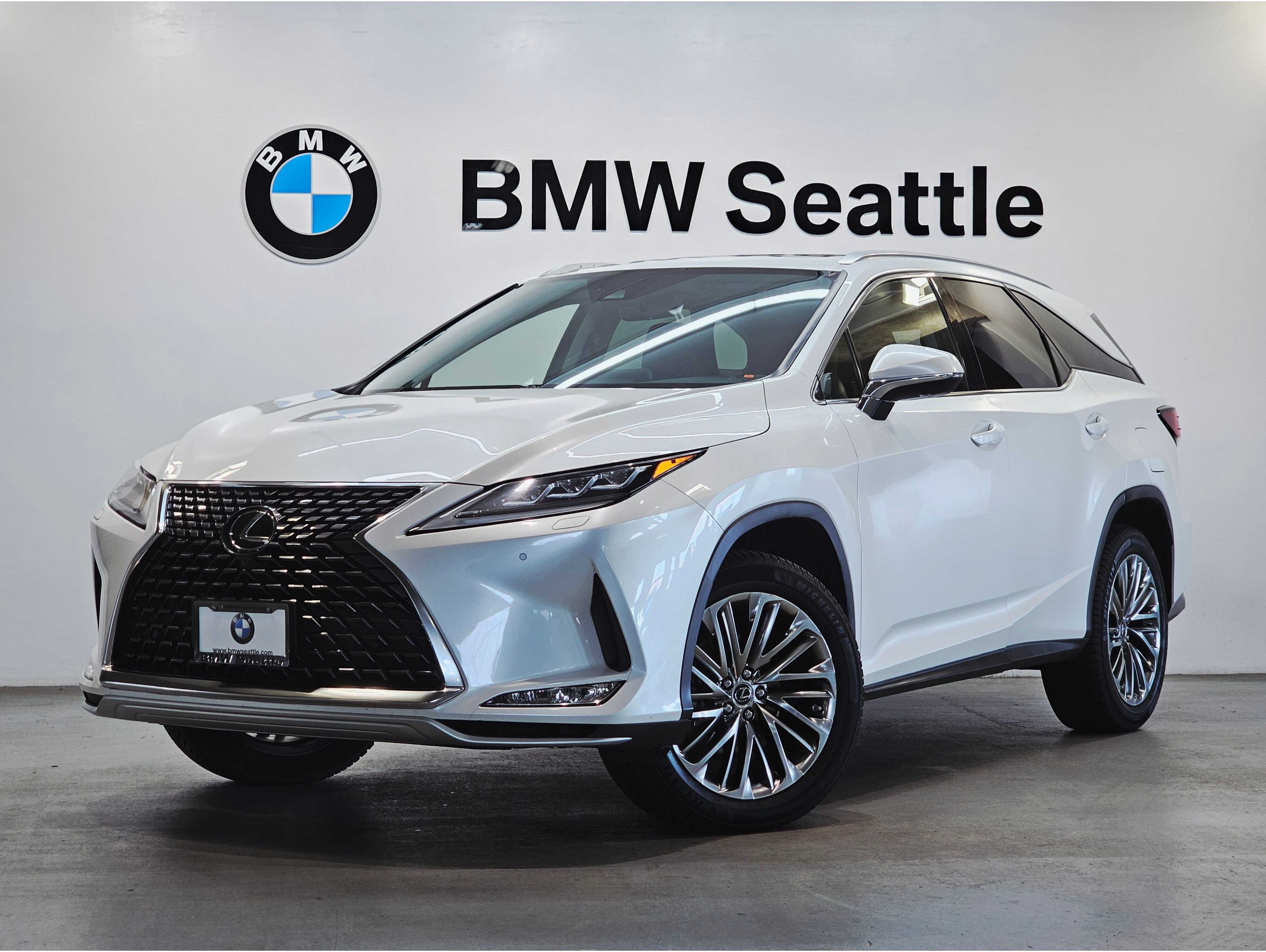 2022 Lexus RX 350's photo
