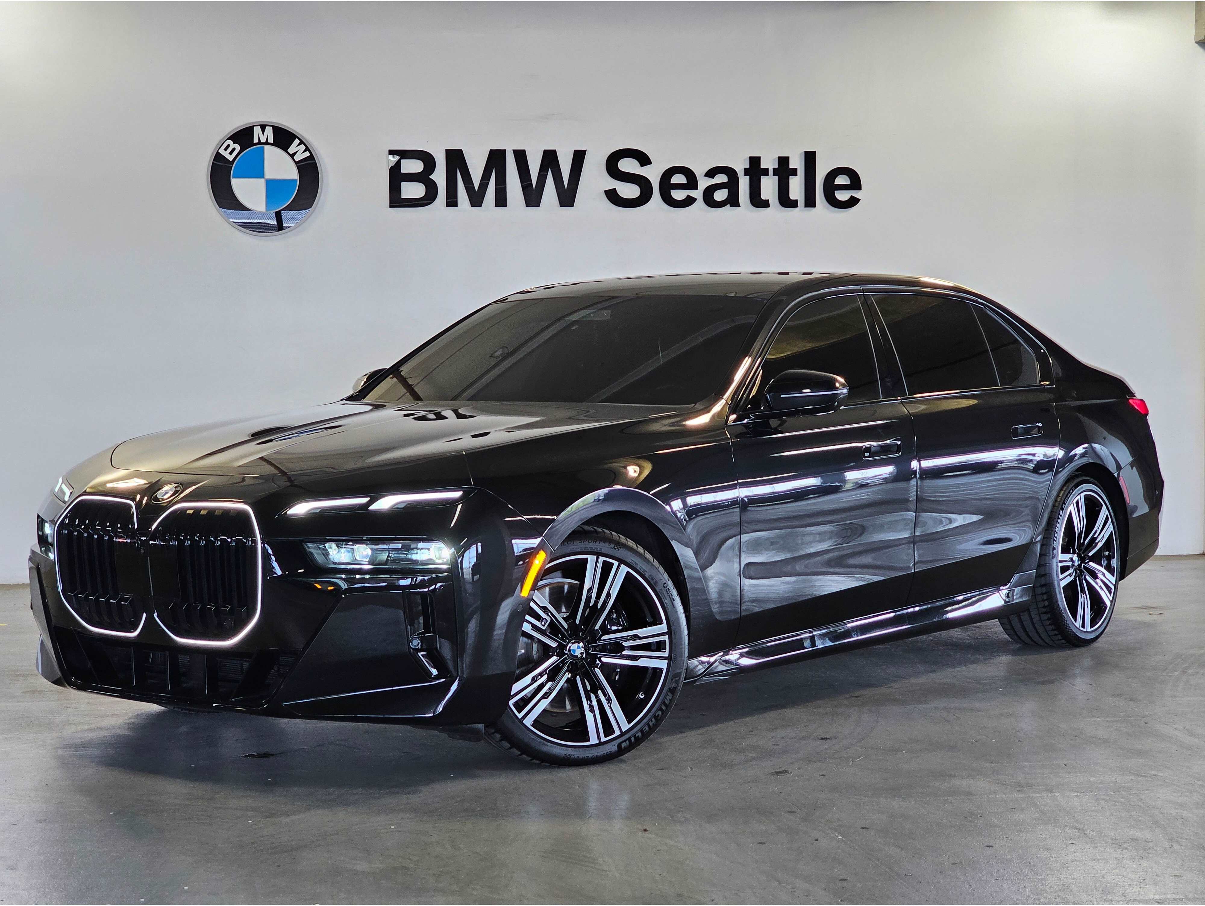 2025 BMW 7 Series 760i
