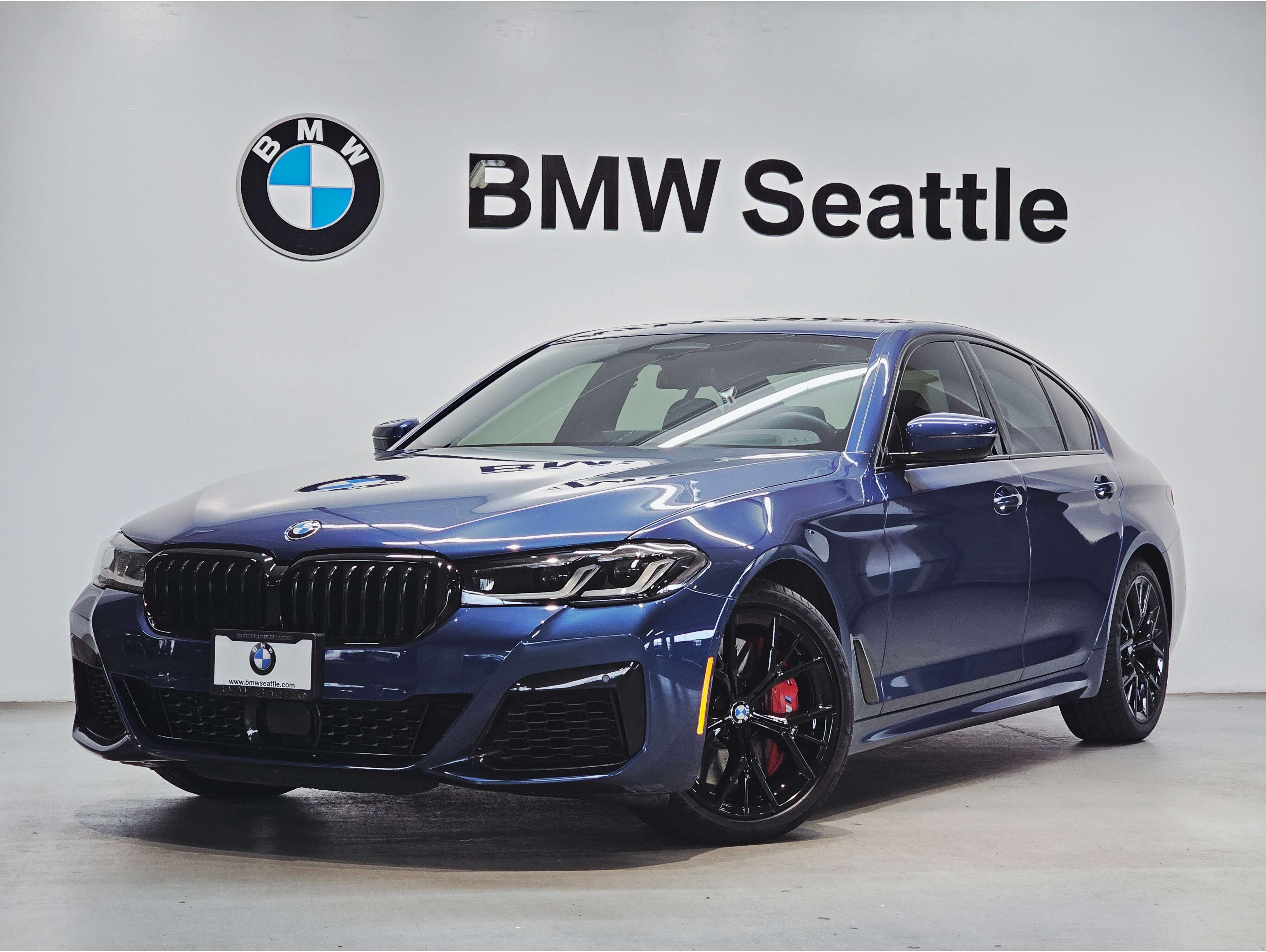 2023 BMW 5 Series 540i's photo