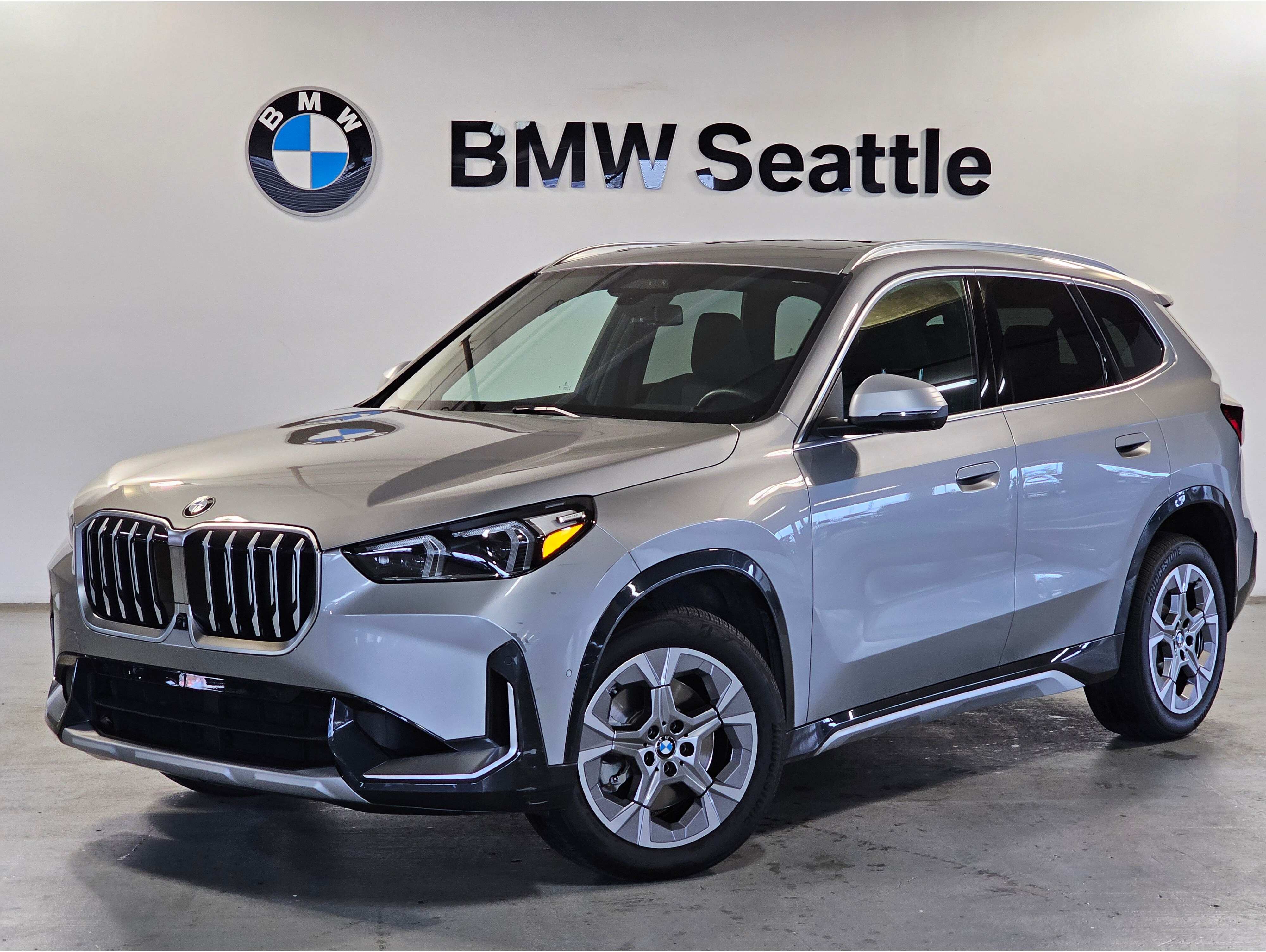 2023 BMW X1