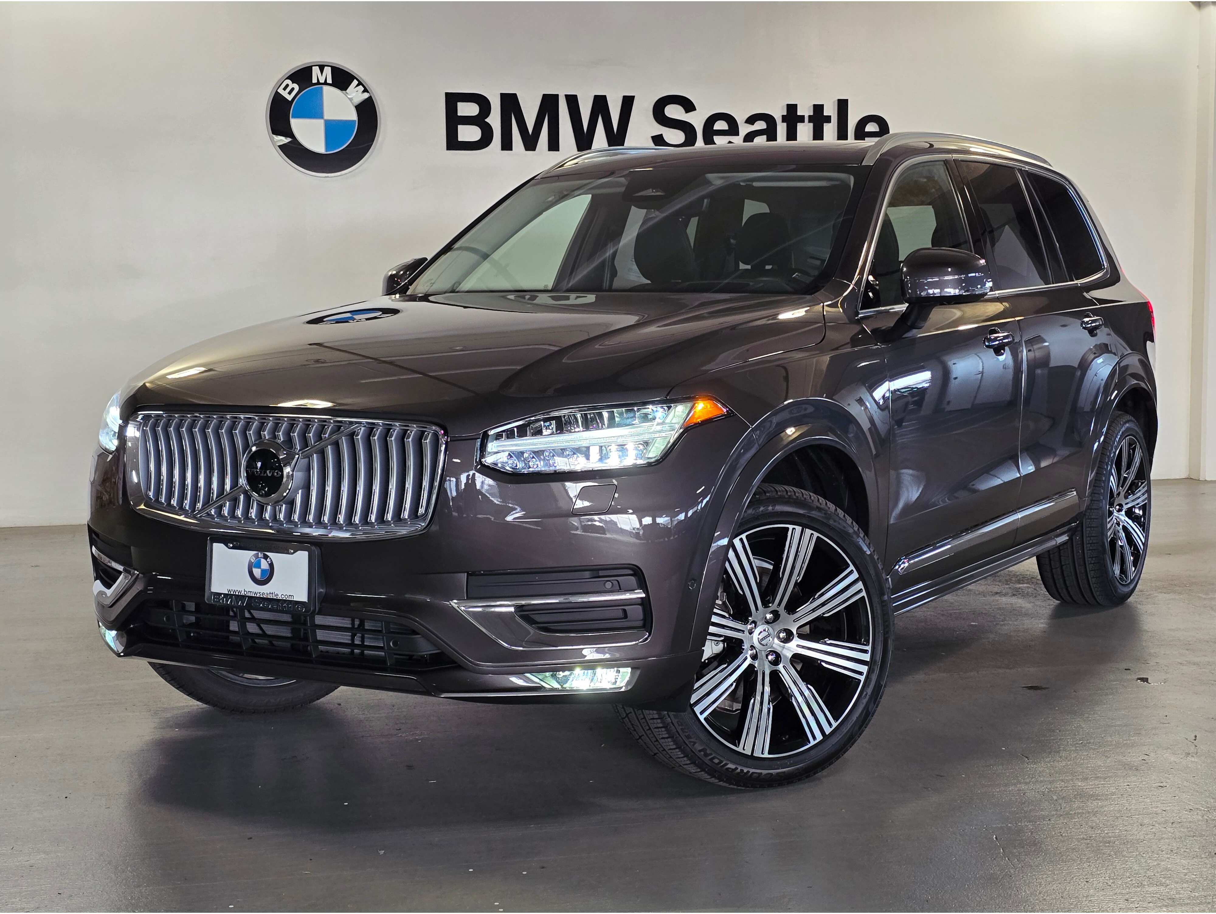 2025 Volvo XC90 Ultra's photo