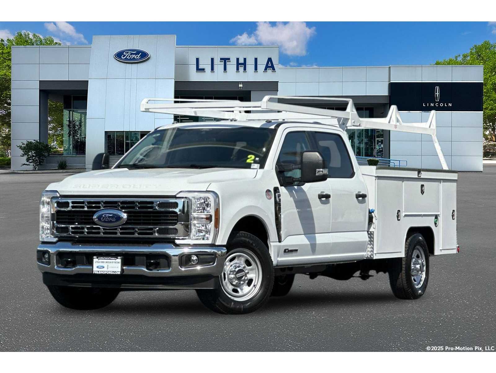 2026 Ford F-350 Super Duty Chassis Cab