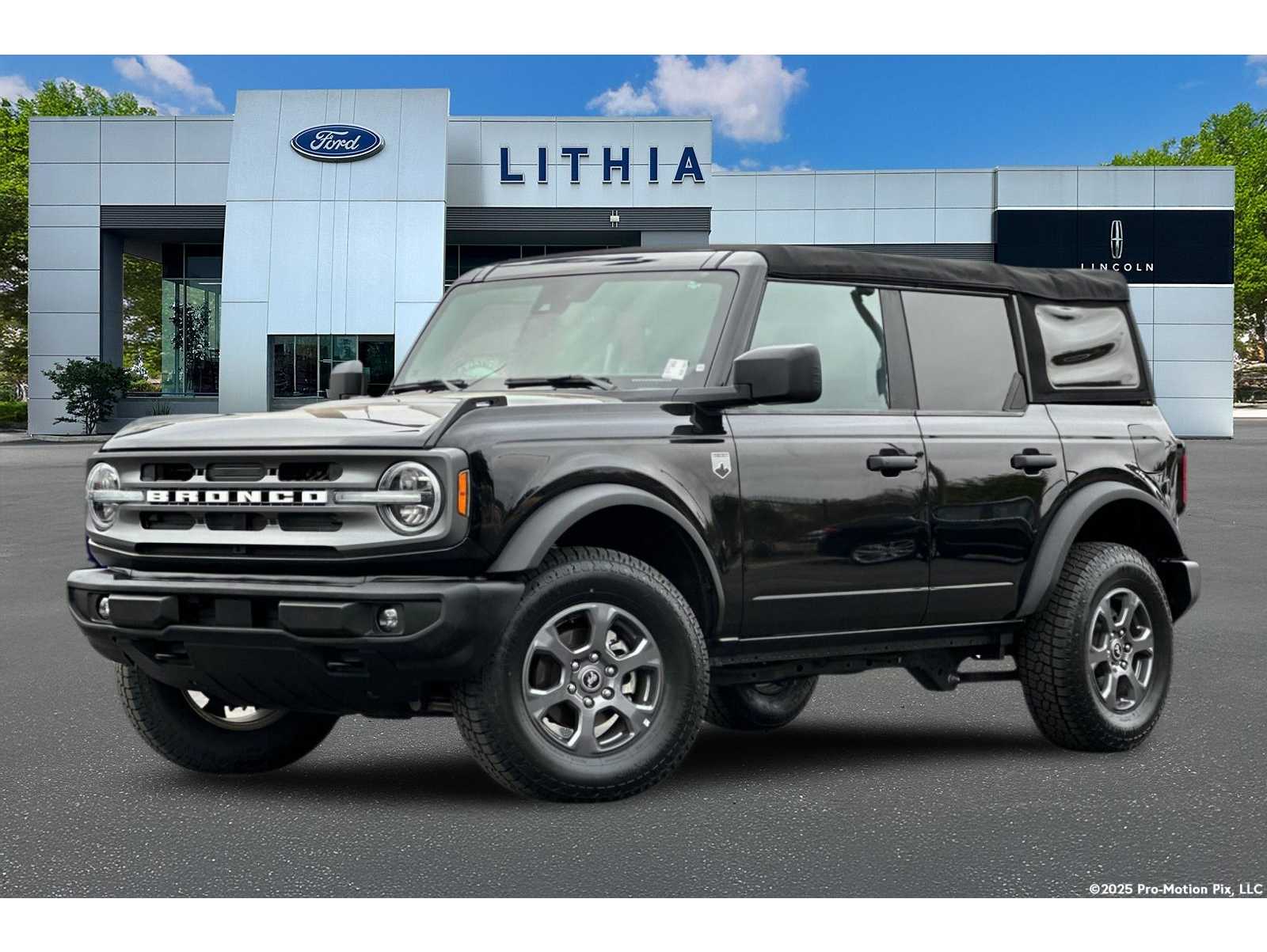2022 Ford Bronco 4-Door Big Bend's photo