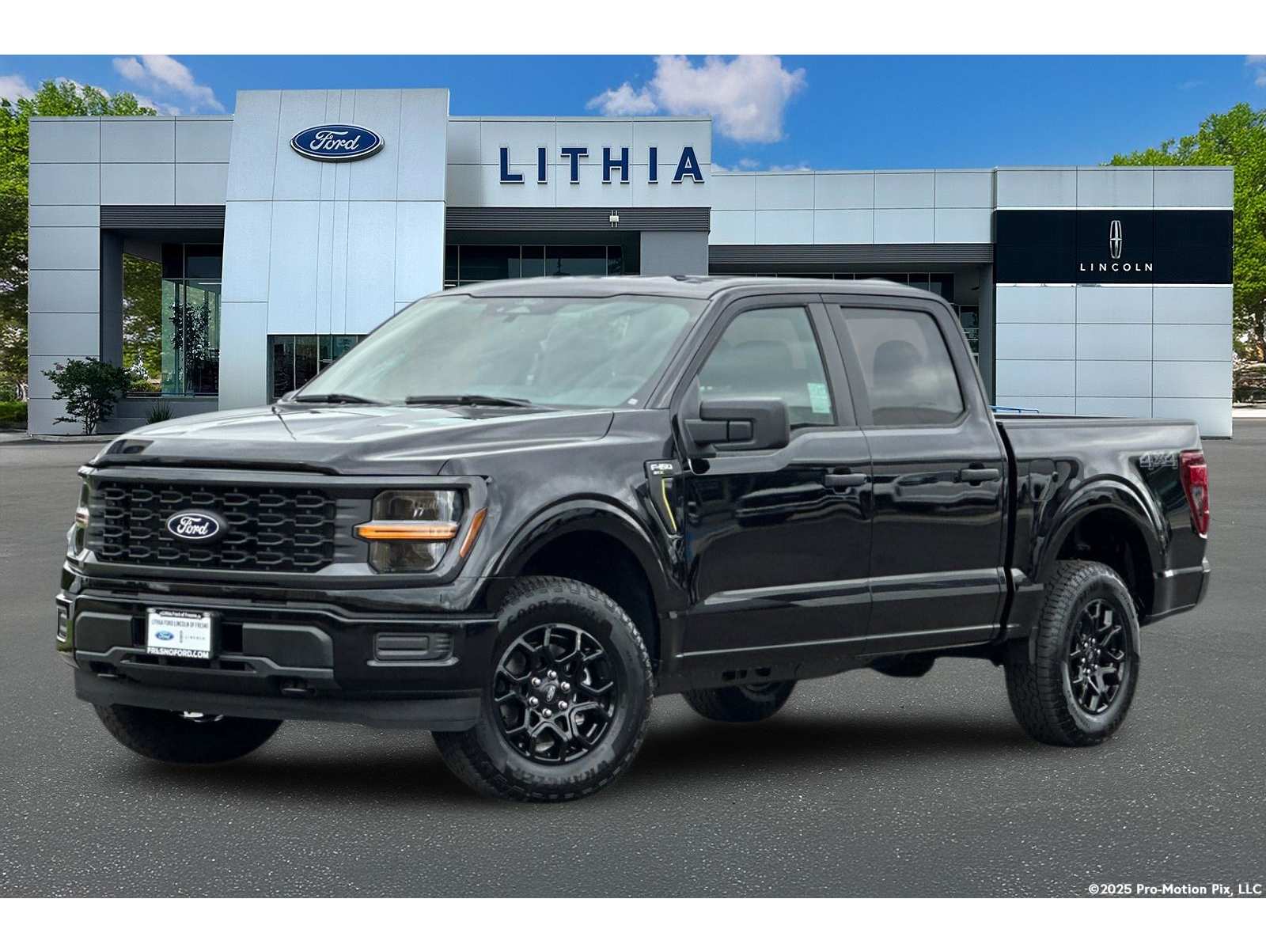 2025 Ford F-150 STX's photo