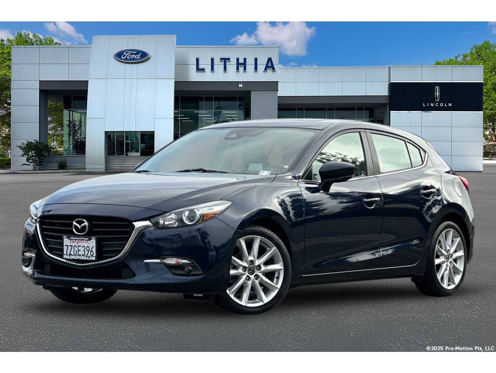 2017 Mazda Mazda3 Grand Touring's photo