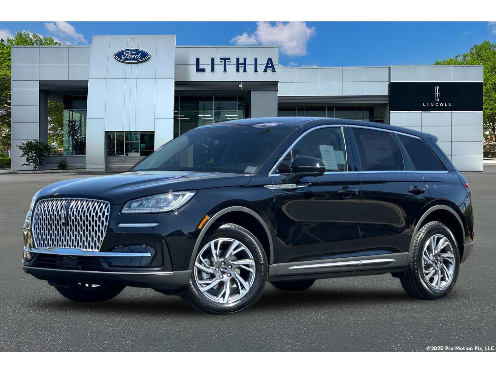 2025 Lincoln Corsair Premiere's photo