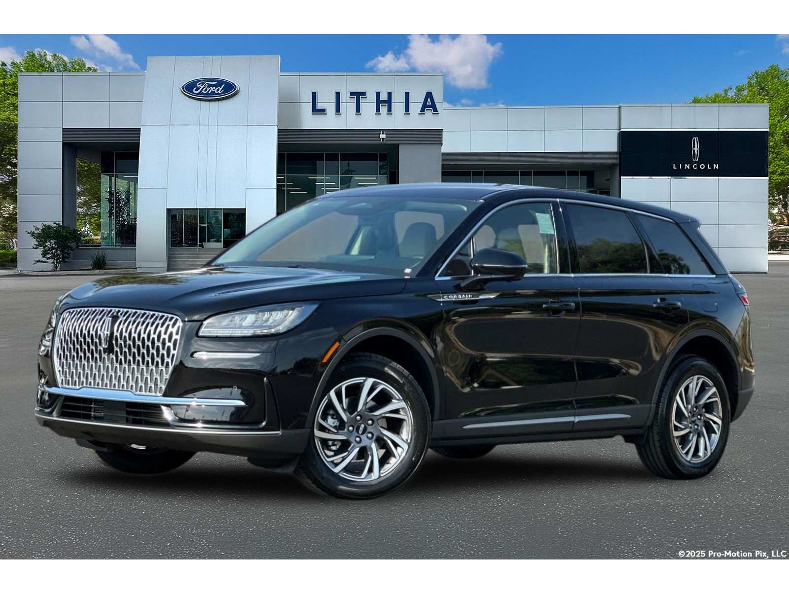 2025 Lincoln Corsair Premiere's photo