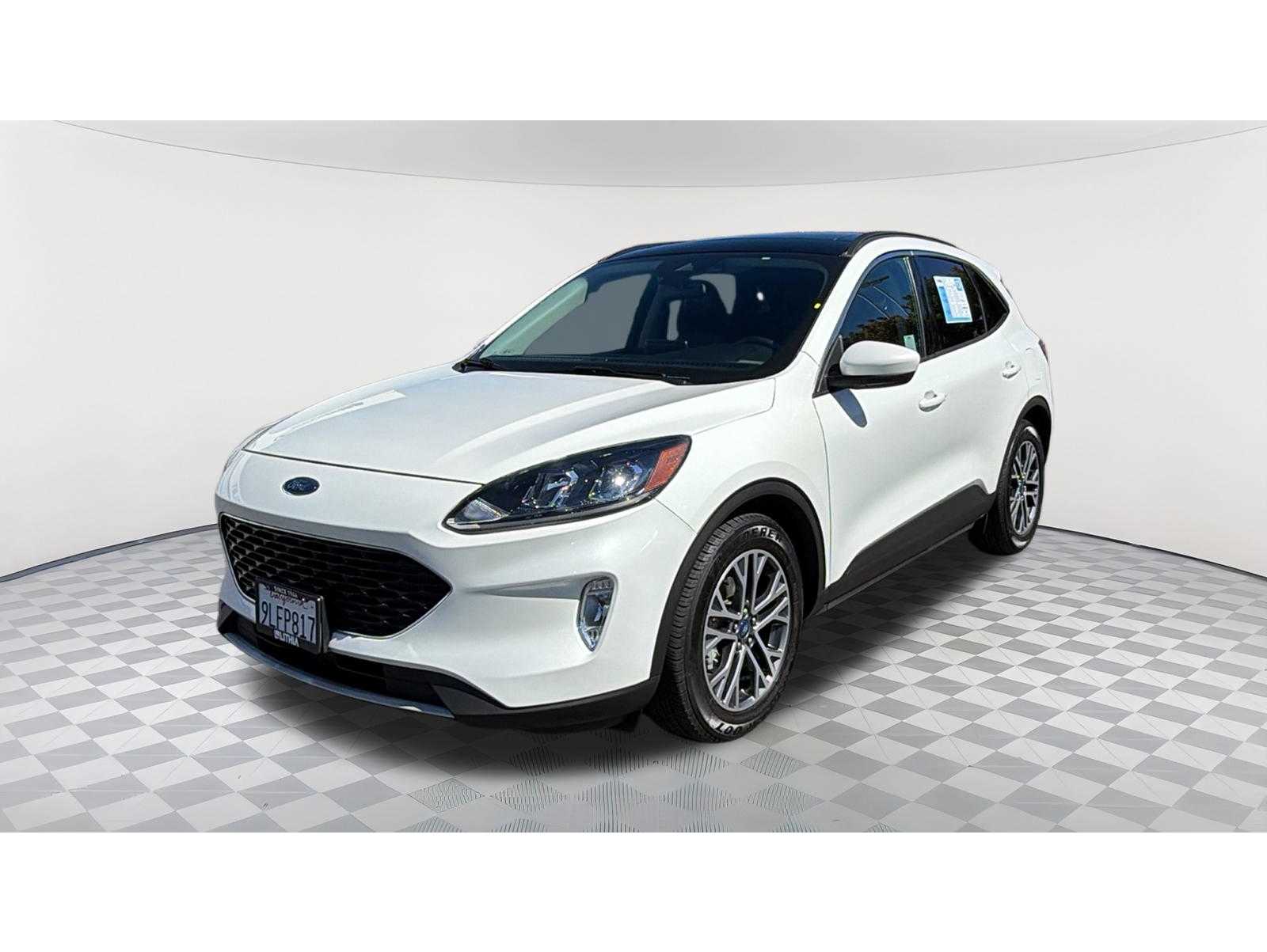2020 Ford Escape SEL