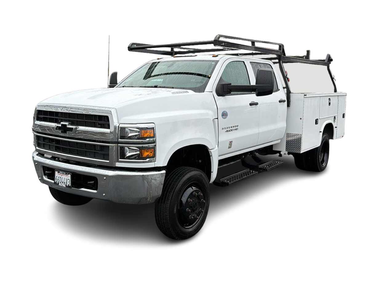 Thumbnail: 2024 Chevrolet  - 1