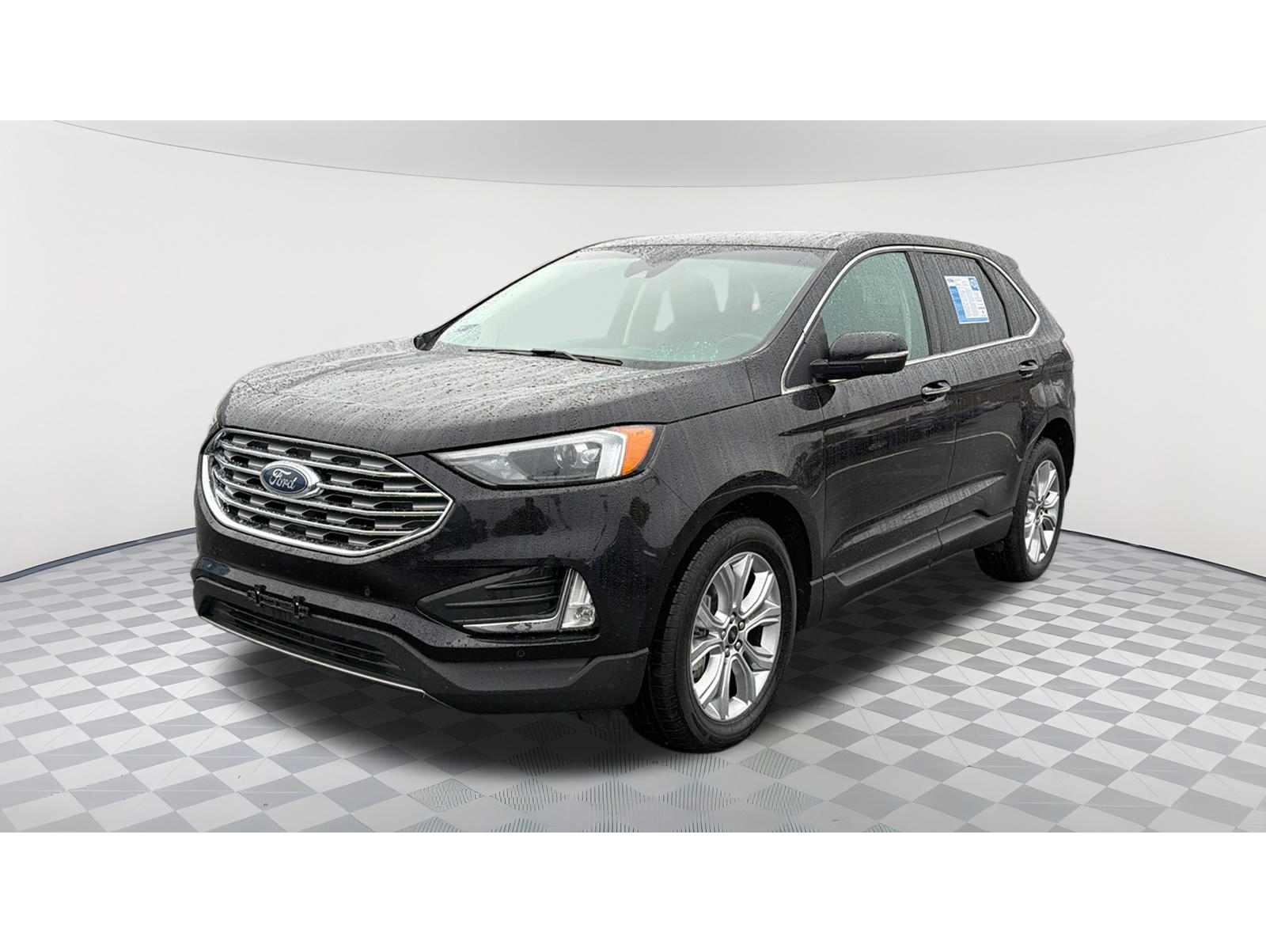 2024 Ford Edge Titanium's photo
