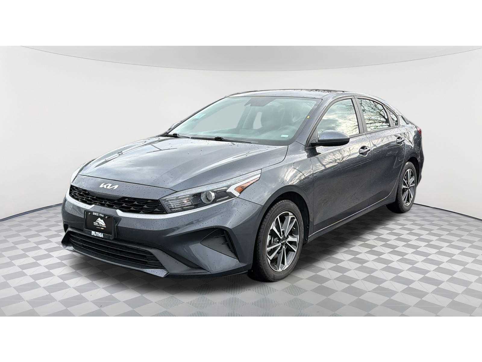 2023 Kia Forte LXS's photo