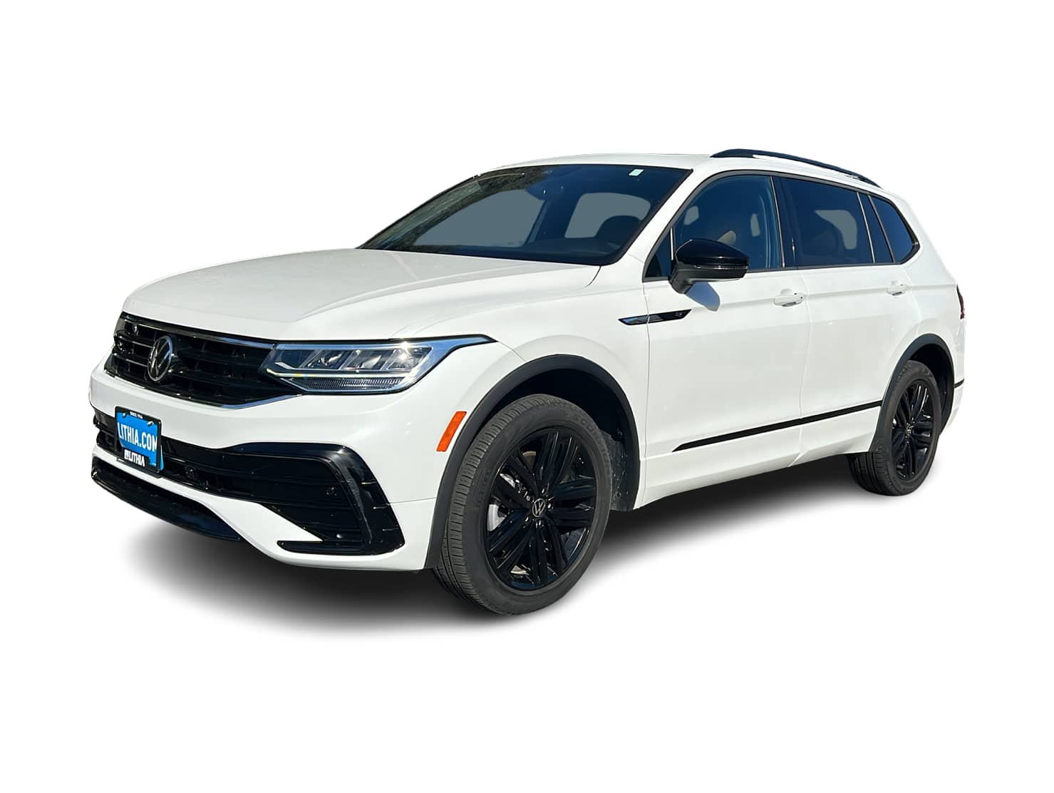 Thumbnail: 2022 Volkswagen Tiguan - 1