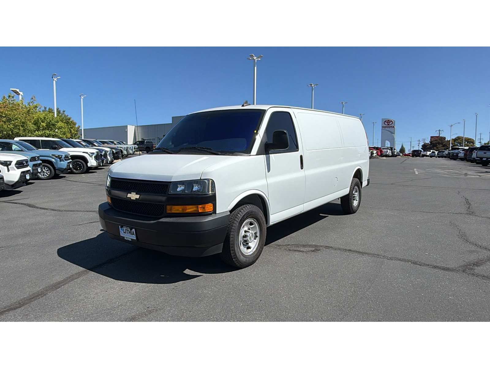 2023 Chevrolet Express Cargo