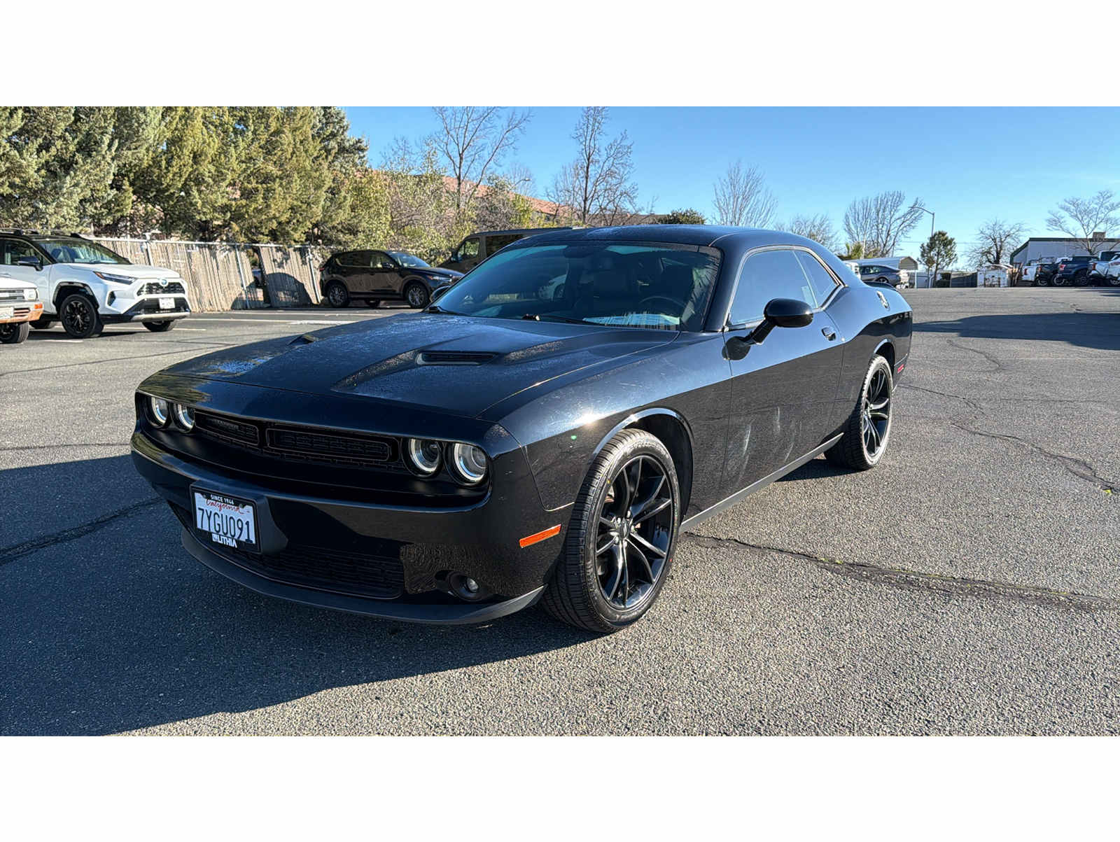 2017 Dodge Challenger SXT Plus's photo