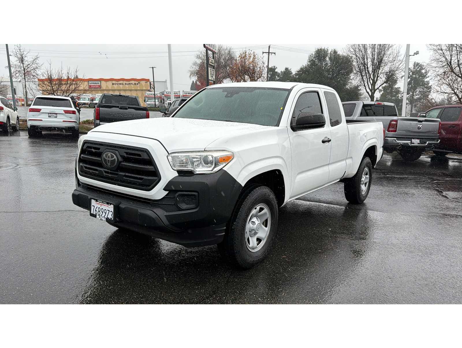 2018 Toyota Tacoma SR's photo