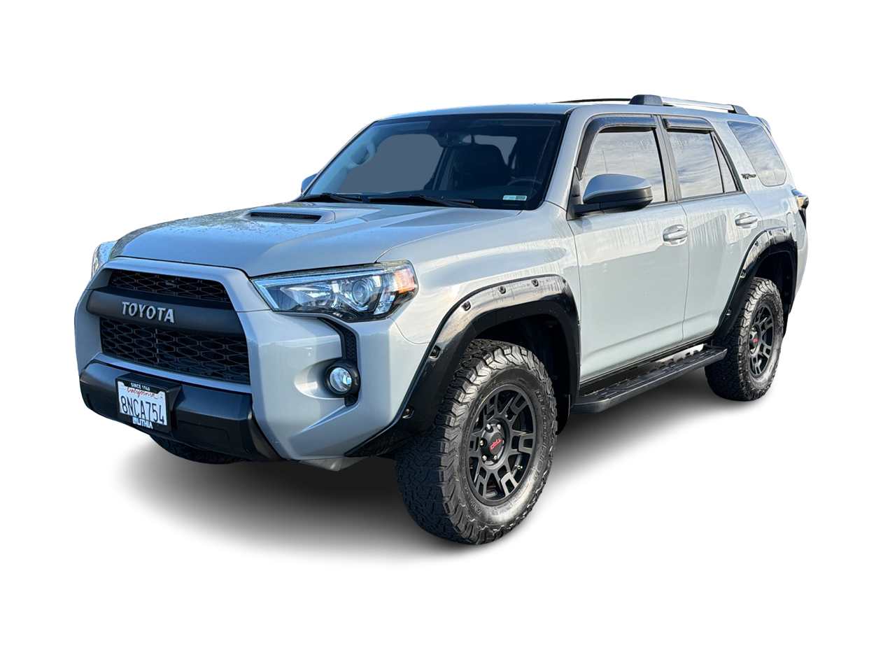 Thumbnail: 2017 Toyota 4Runner - 1
