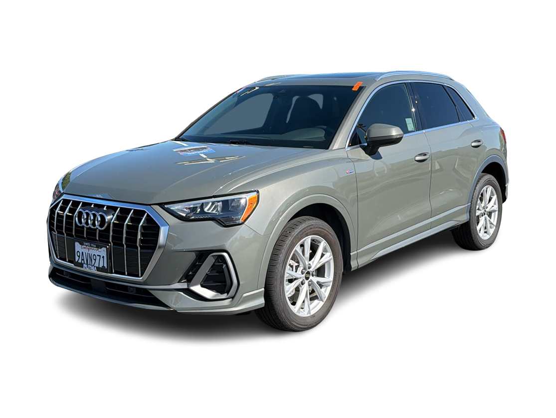 Thumbnail: 2022 Audi Q3 - 1