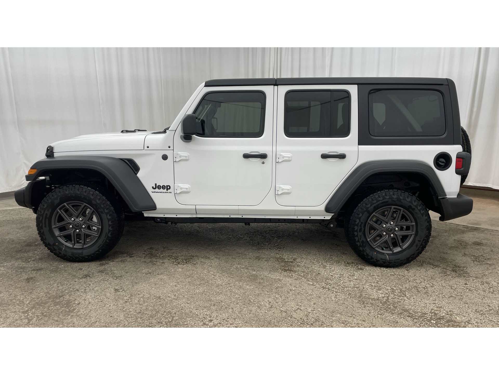 2026 Jeep Wrangler 4-Door