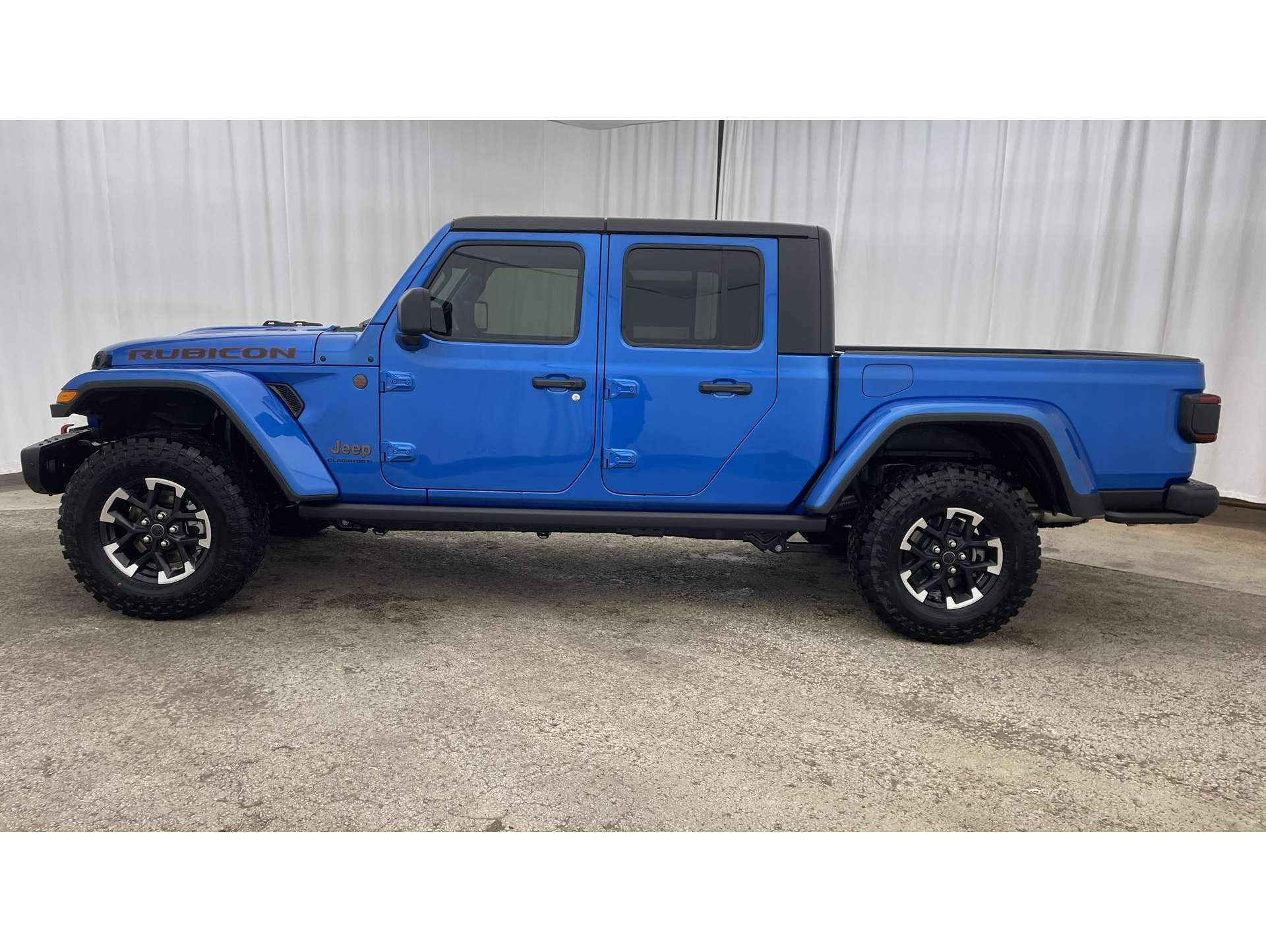 2025 Jeep Gladiator Rubicon's photo