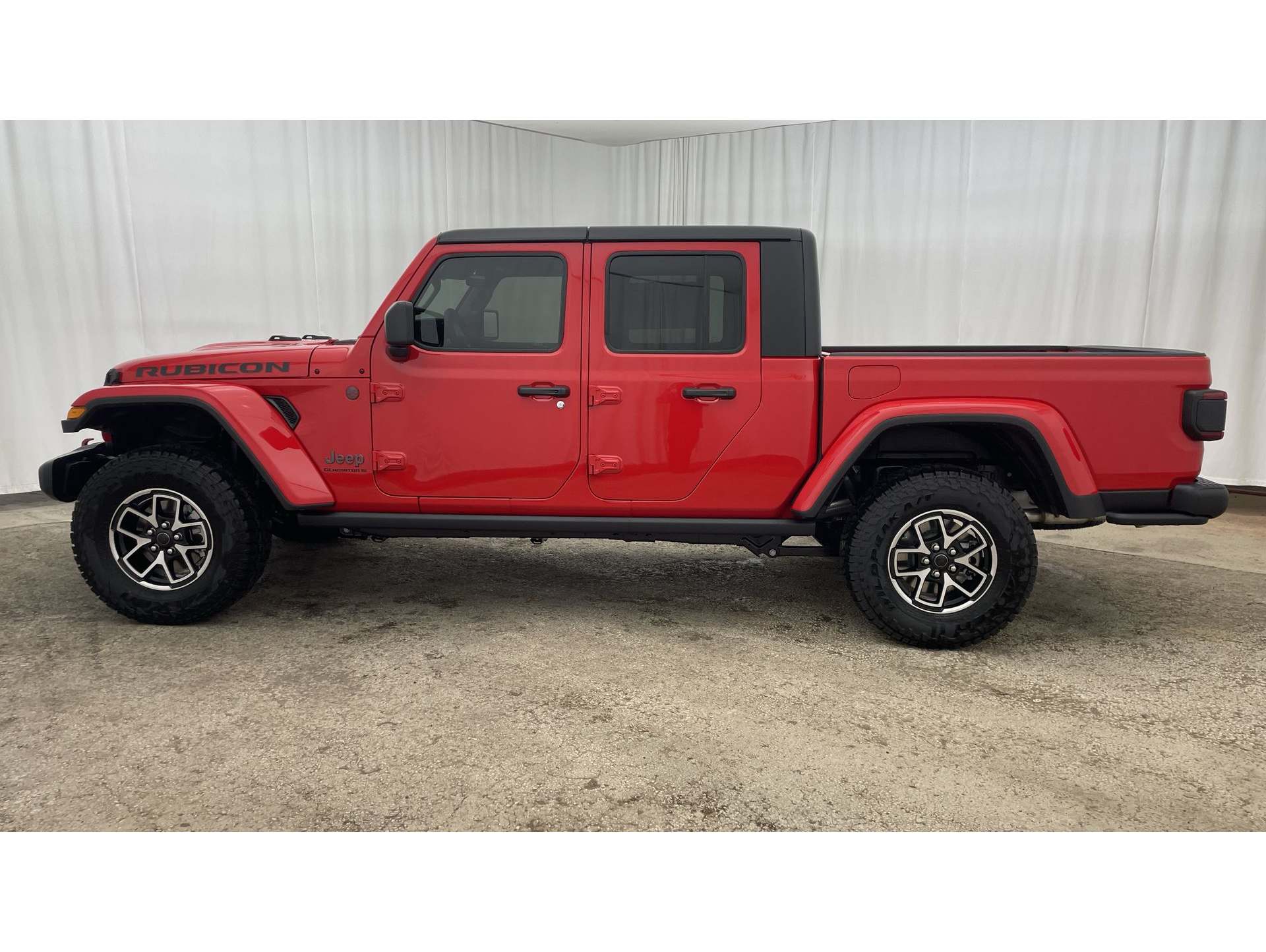 2025 Jeep Gladiator Rubicon's photo