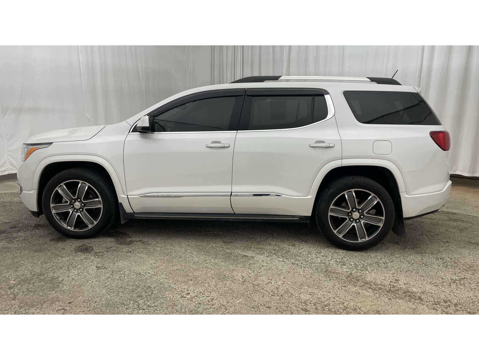 2017 GMC Acadia