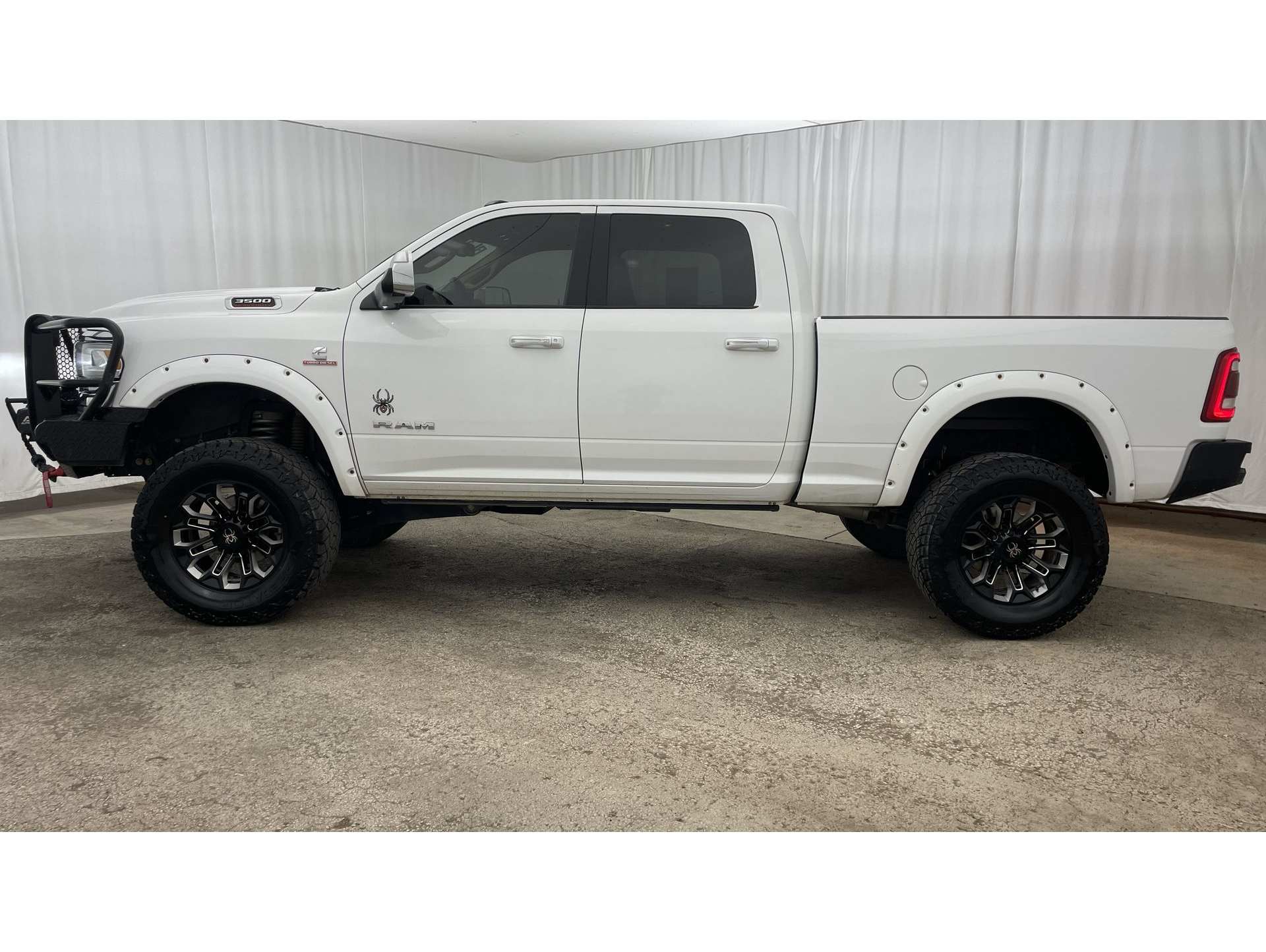 2022 RAM Ram 3500 Pickup Laramie's photo