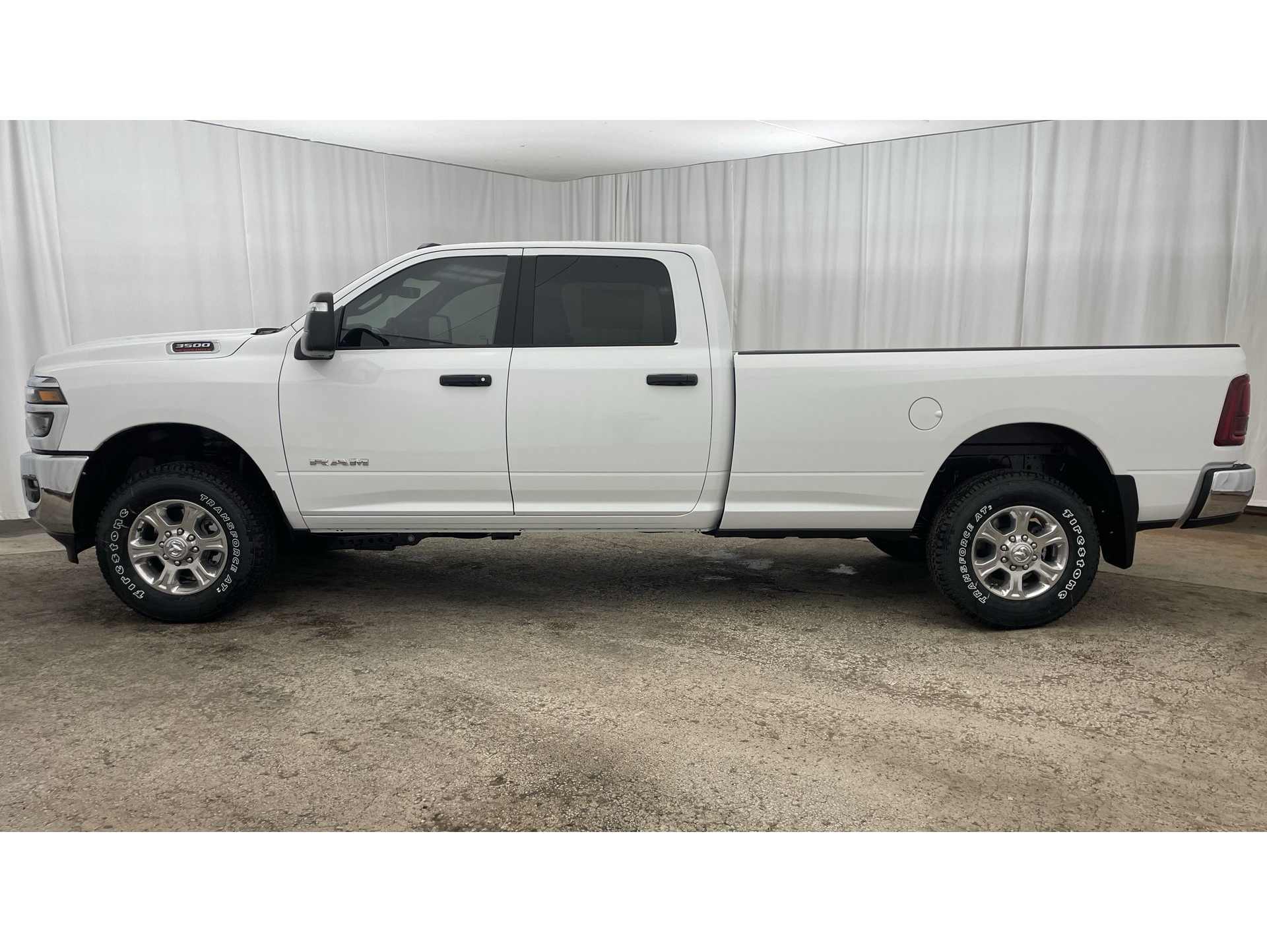 2026 RAM 3500 Big Horn's photo