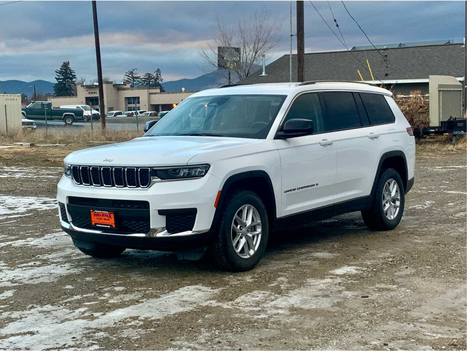 2023 Jeep Grand Cherokee L Laredo's photo
