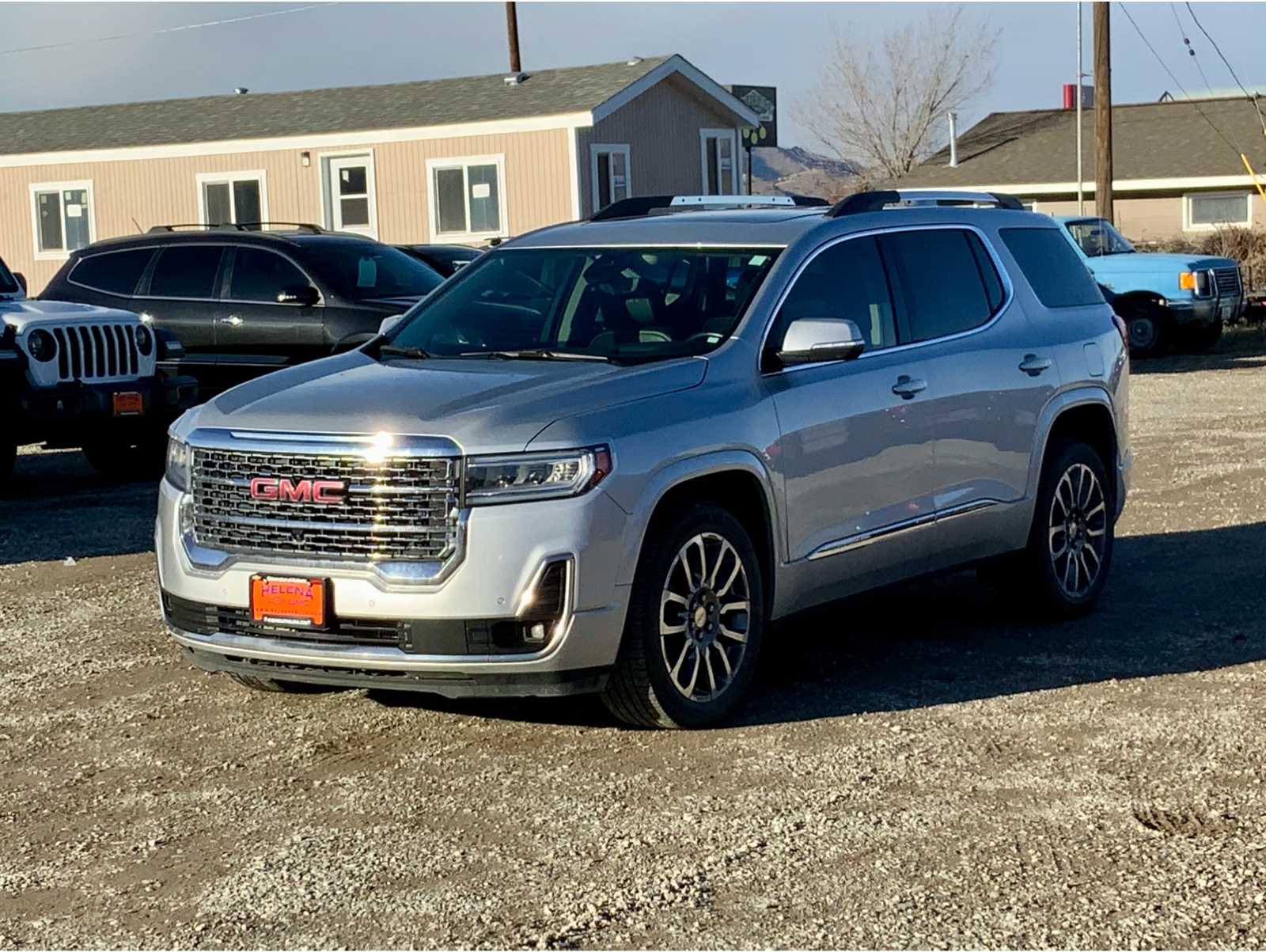2020 GMC Acadia Denali's photo