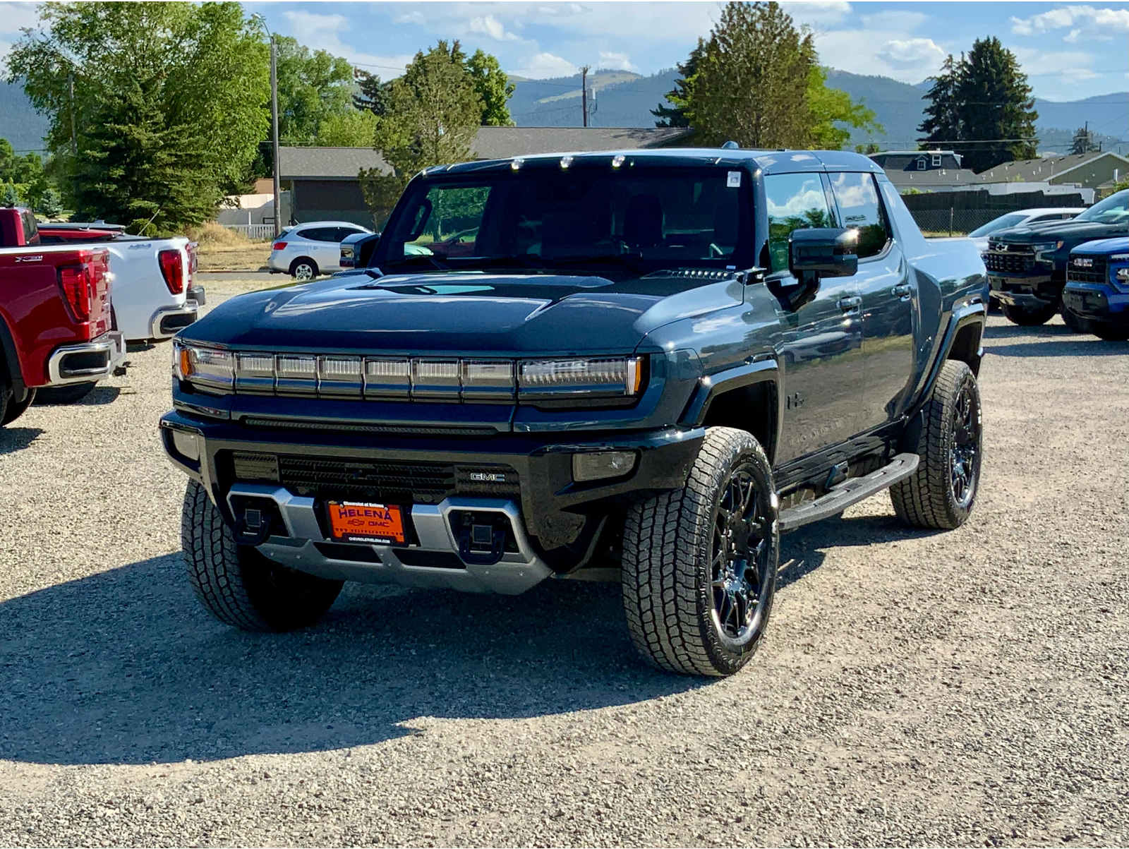 2025 GMC HUMMER EV 2X's photo