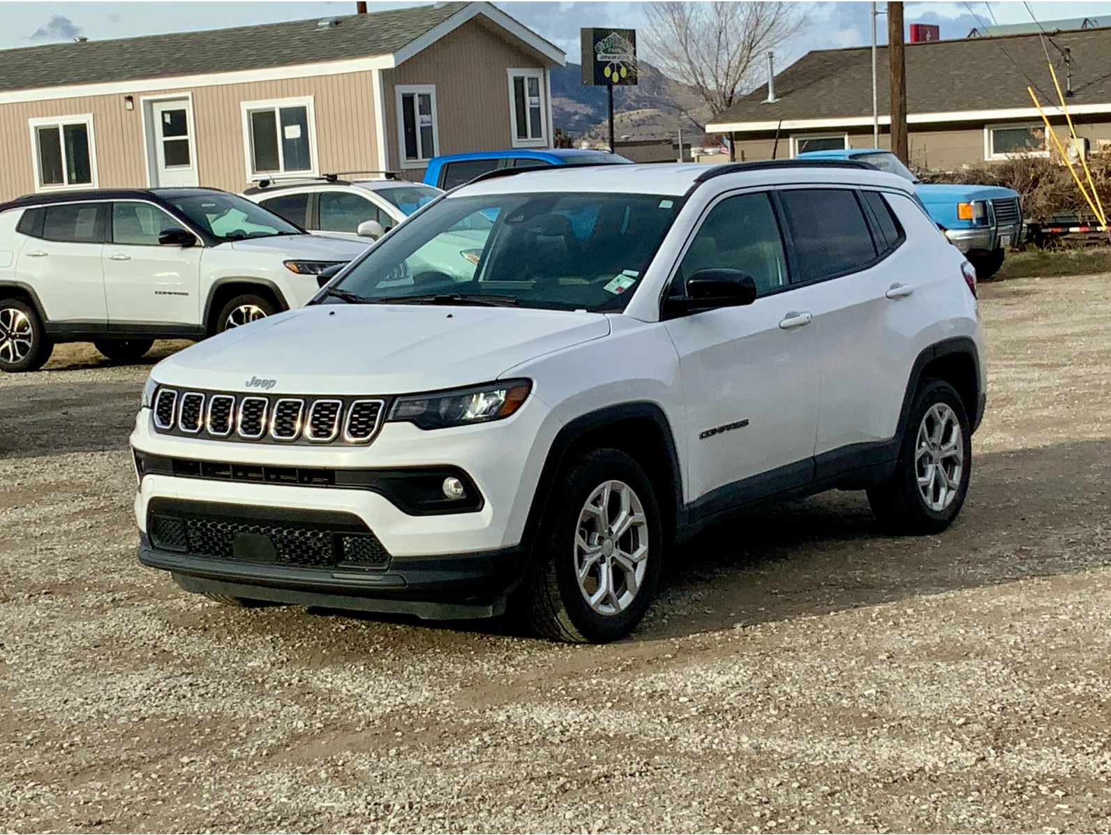 2024 Jeep Compass Latitude's photo