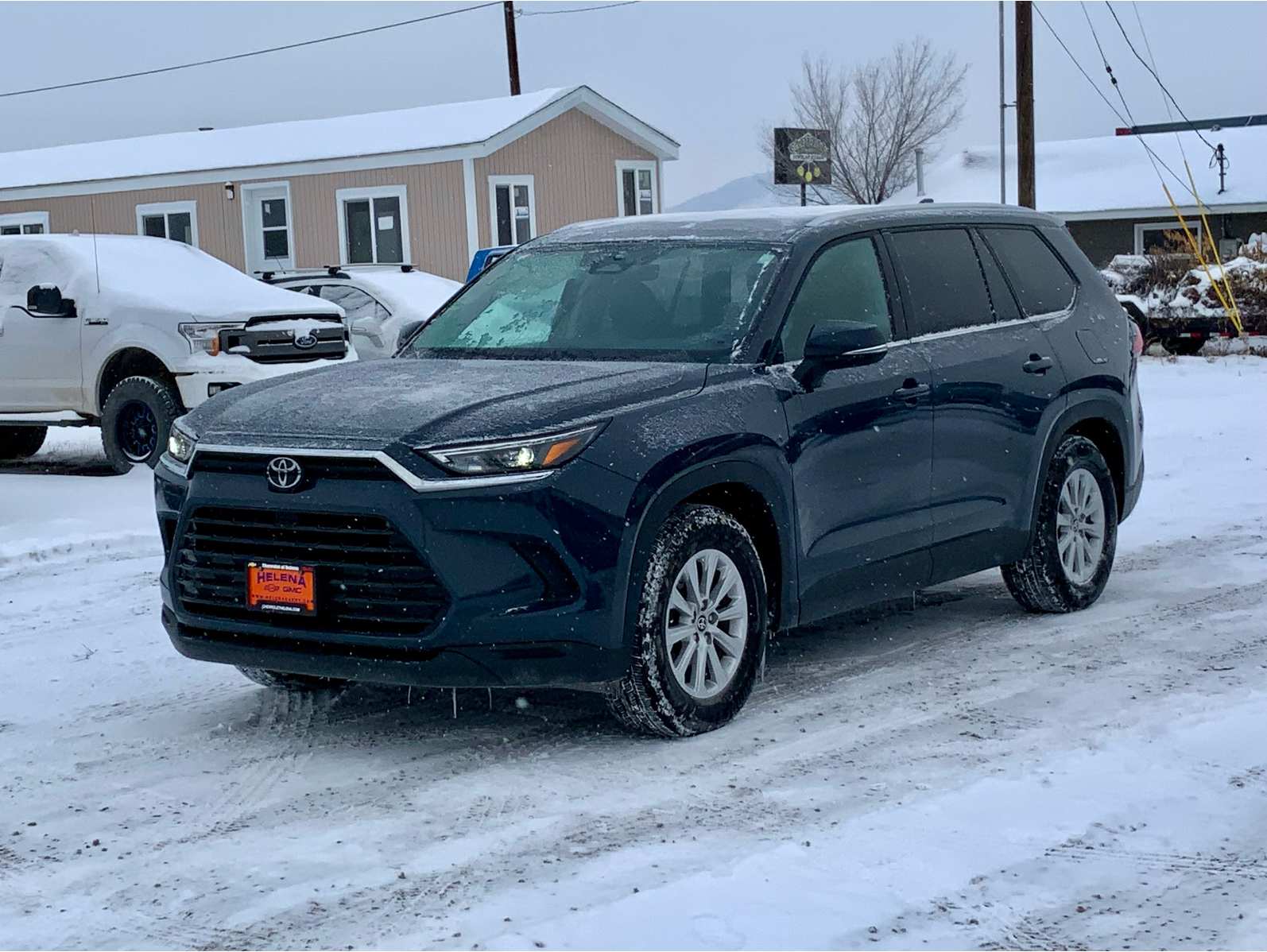 2024 Toyota Grand Highlander XLE's photo