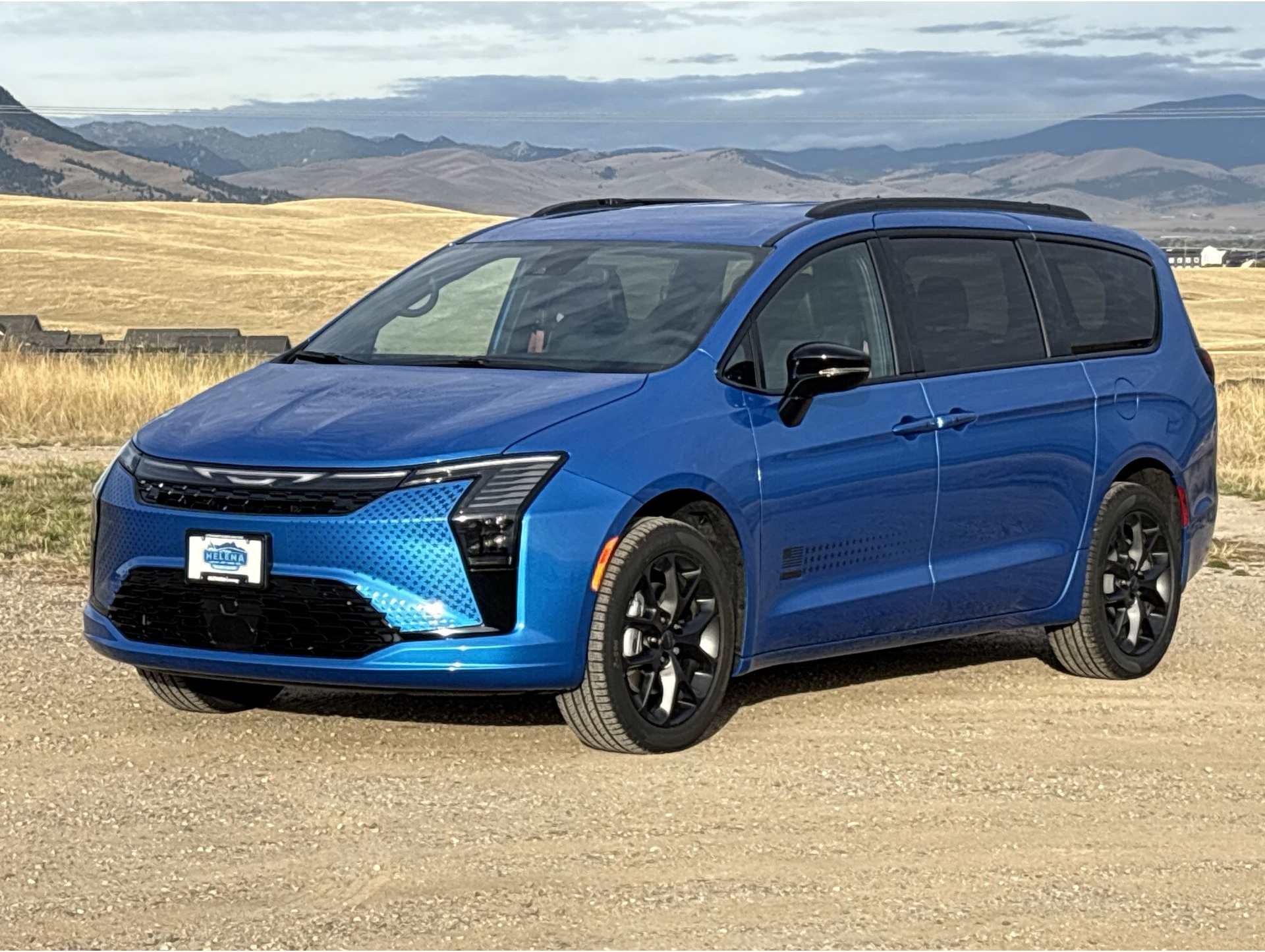 2027 Chrysler Pacifica Select