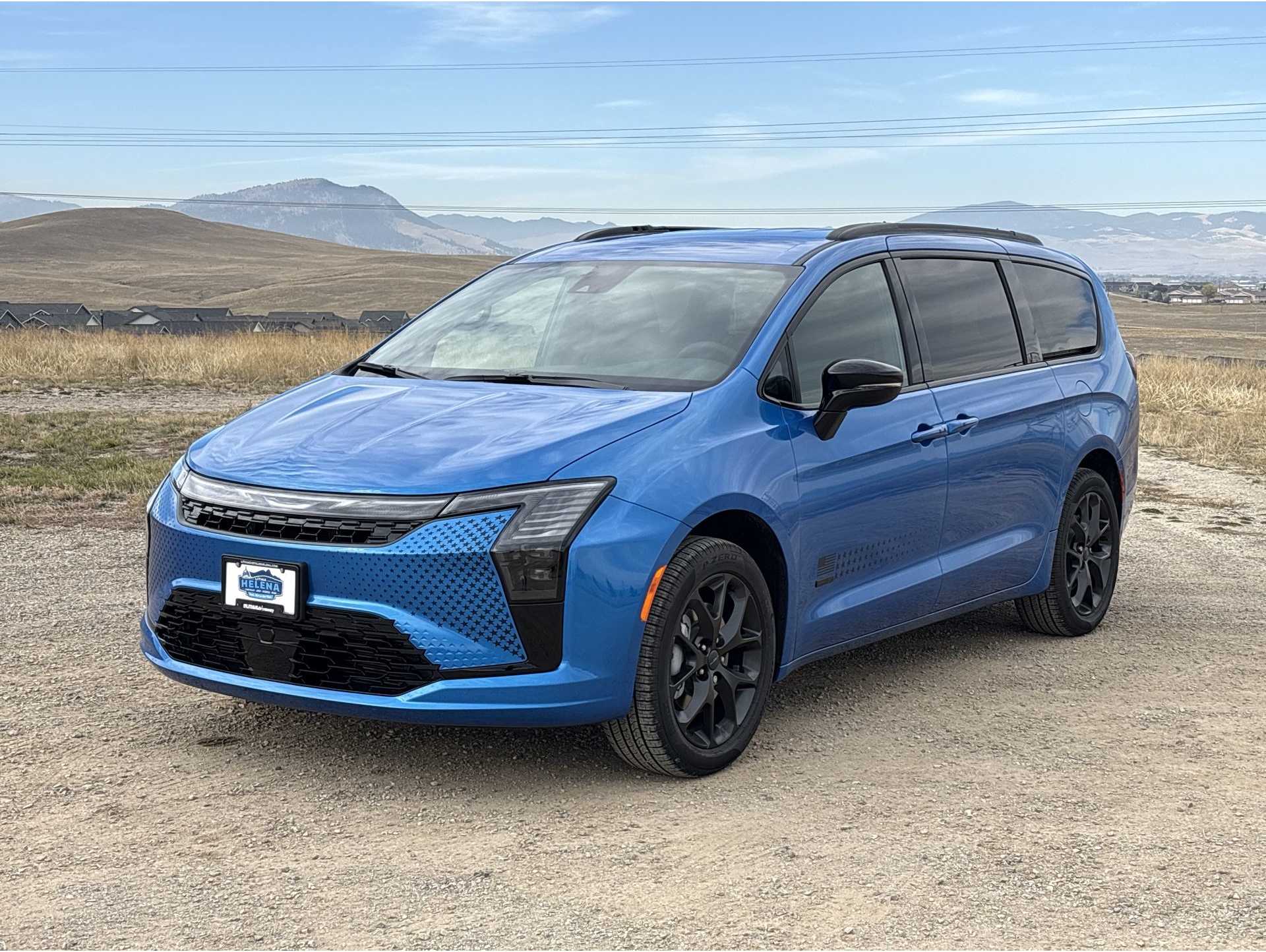 2027 Chrysler Pacifica Select