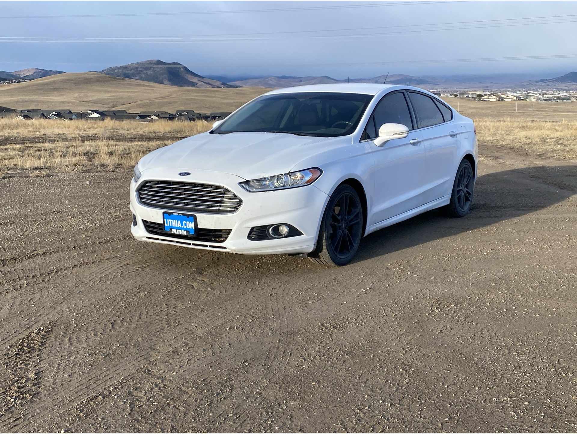 2016 Ford Fusion SE's photo