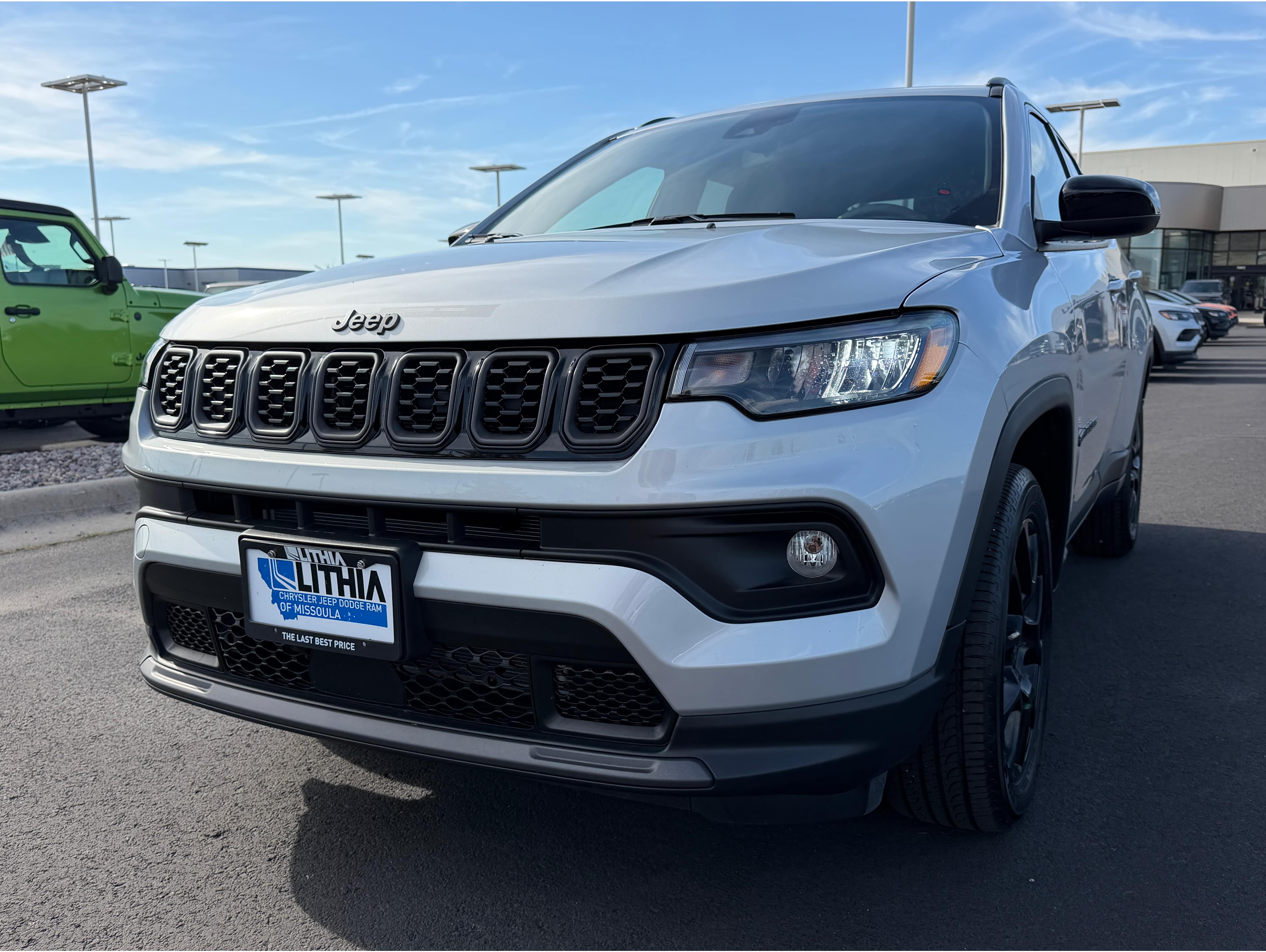 2026 Jeep Compass Latitude Altitude