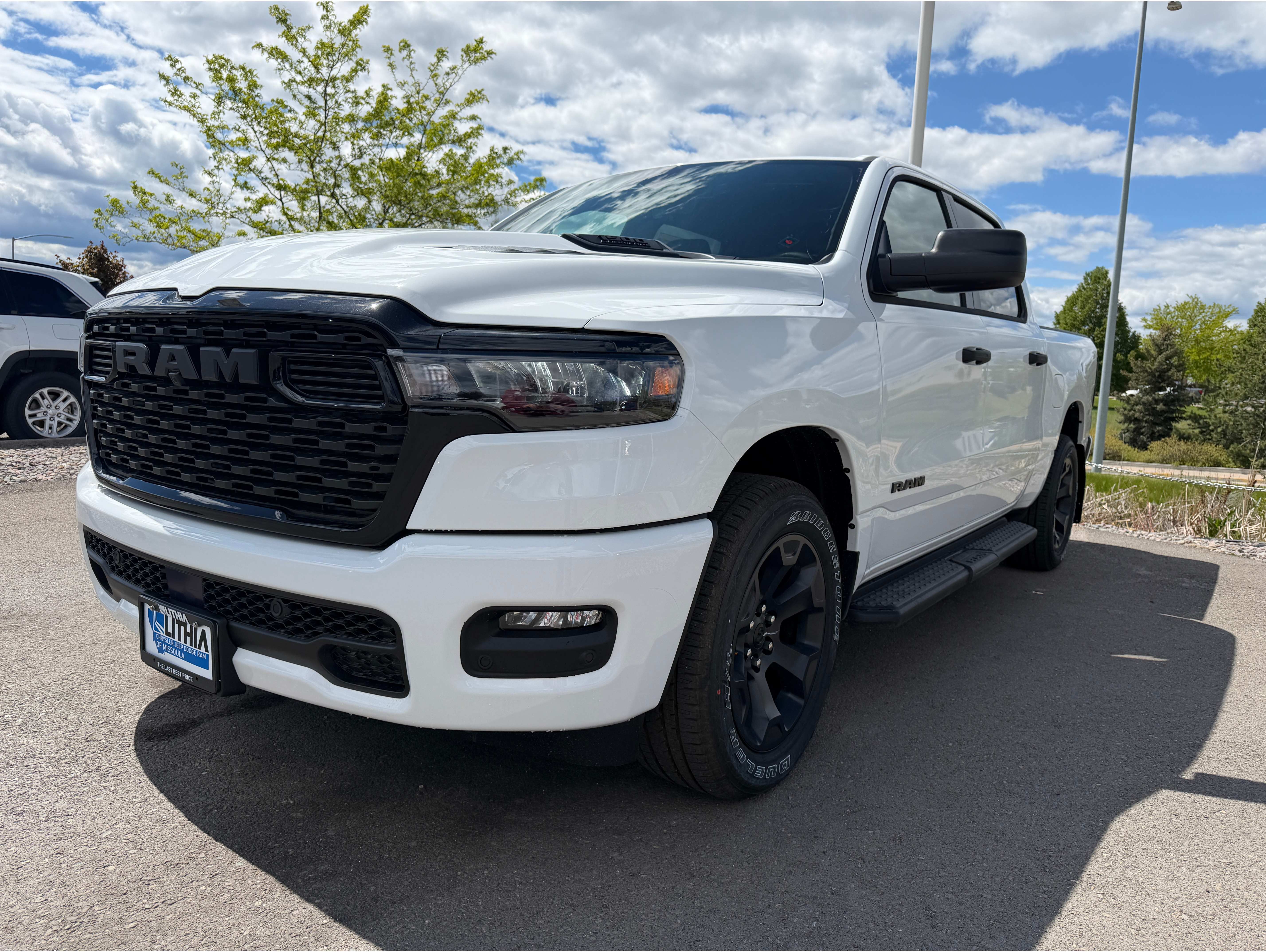 2026 RAM 1500 Pickup Express
