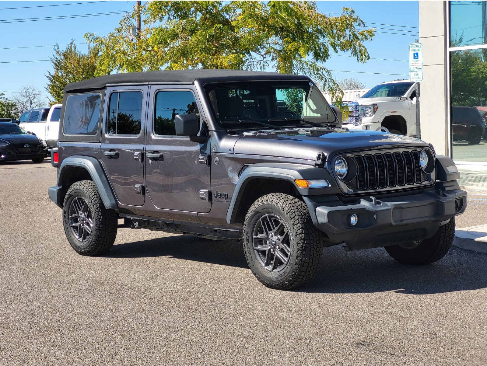 2024 Jeep Wrangler 4-Door Sport S